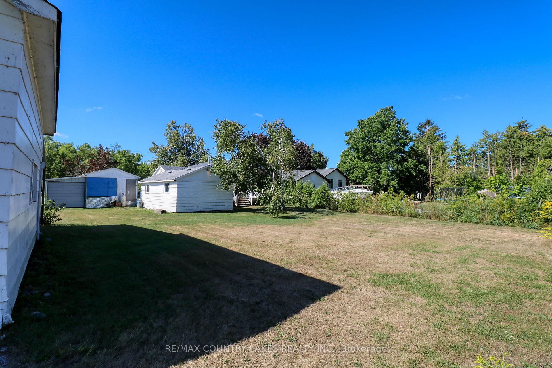 Photo 15 of 122 Victoria Avenue, Brock, Beaverton — HOMEH