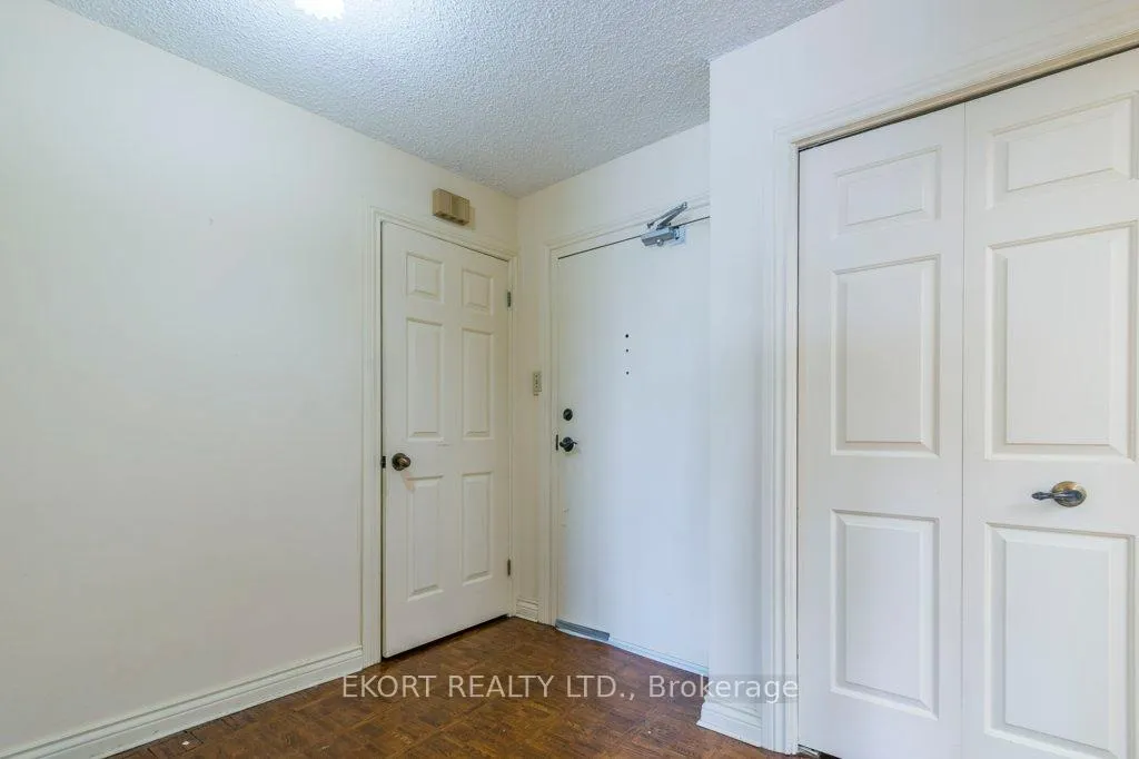 Photo 6 of Unit 604, 2 South Front Street, Belleville, Belleville Ward — HOMEH
