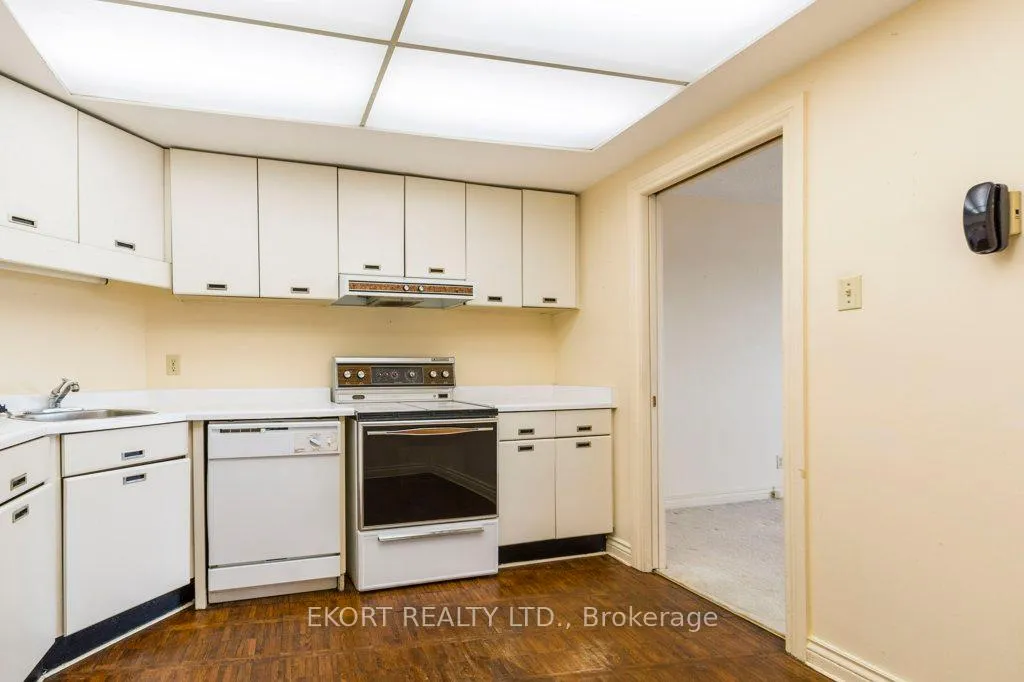 Photo 15 of Unit 604, 2 South Front Street, Belleville, Belleville Ward — HOMEH