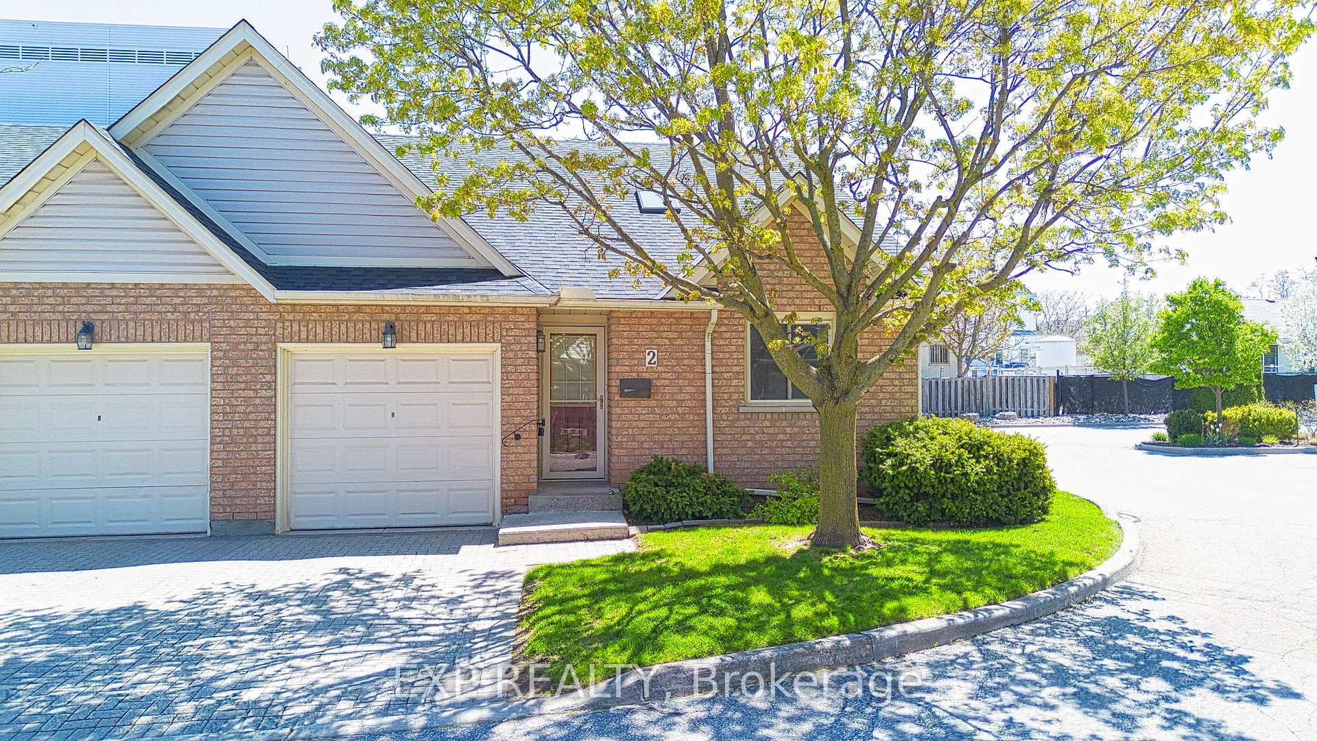 Photo 1 of Unit 2, 165 Main Street E, Grimsby, Grimsby East — HOMEH