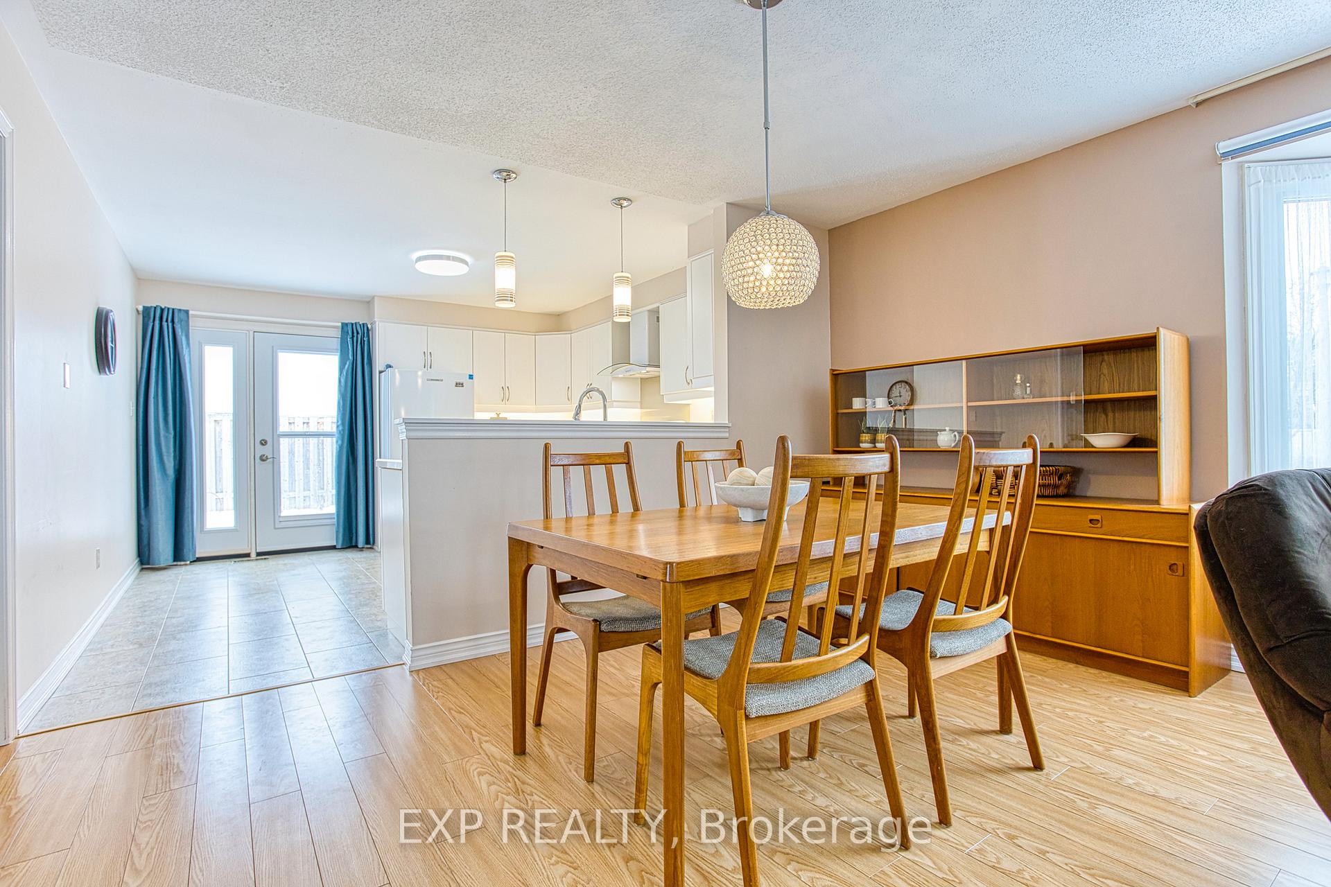 Photo 10 of Unit 2, 165 Main Street E, Grimsby, Grimsby East — HOMEH