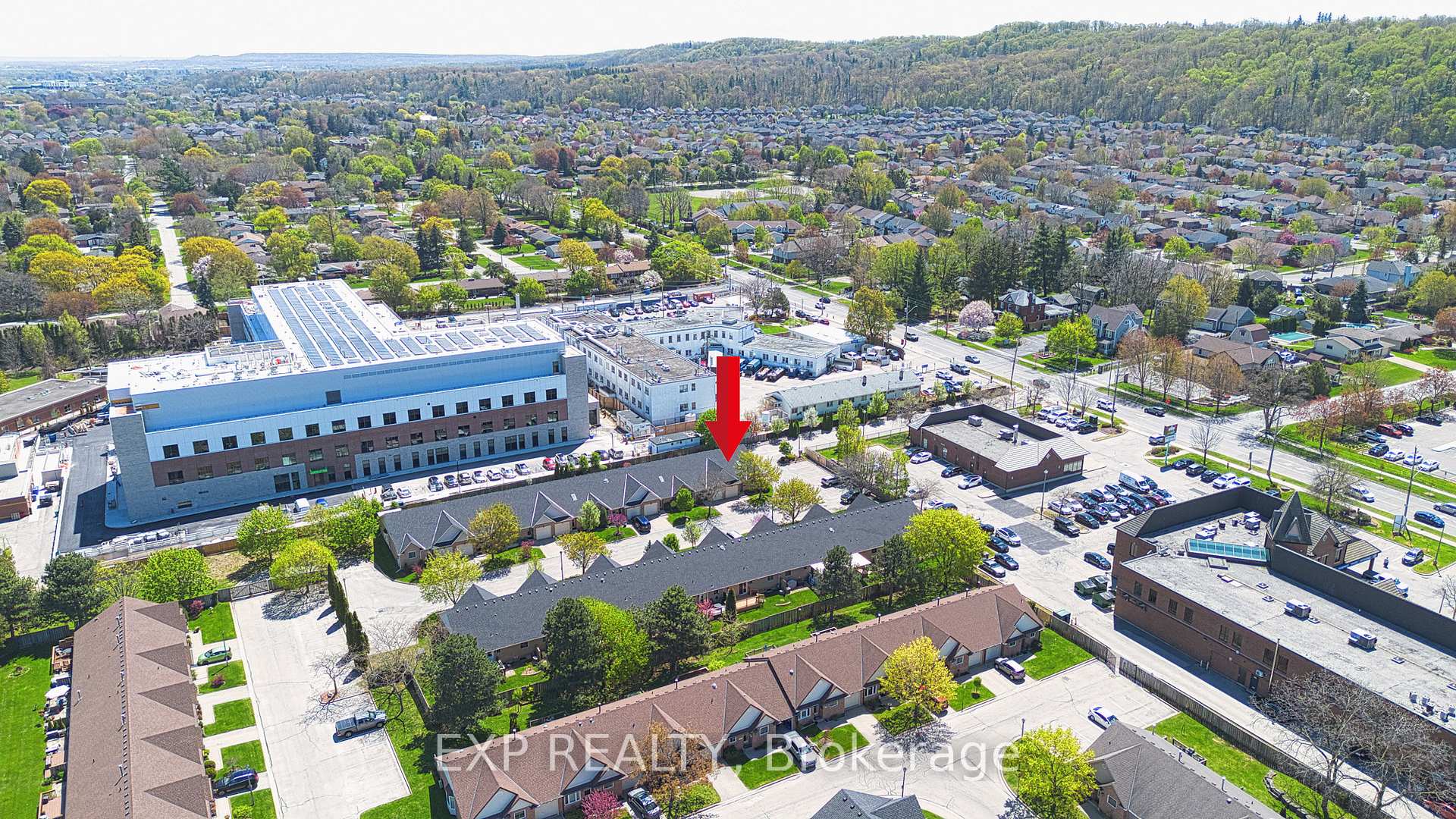 Photo 27 of Unit 2, 165 Main Street E, Grimsby, Grimsby East — HOMEH