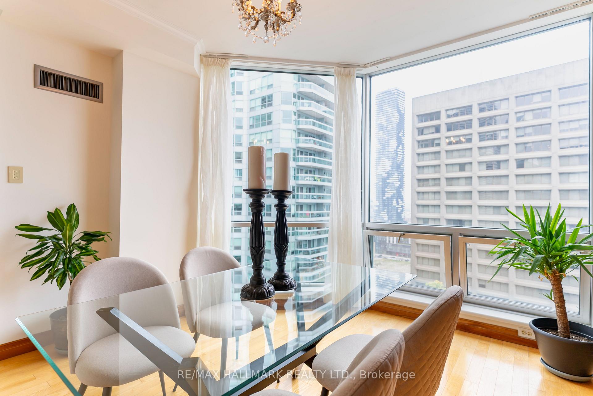 Photo 11 of Unit Ph9, 10 Queens Quay W, Toronto, Waterfront Communities — HOMEH