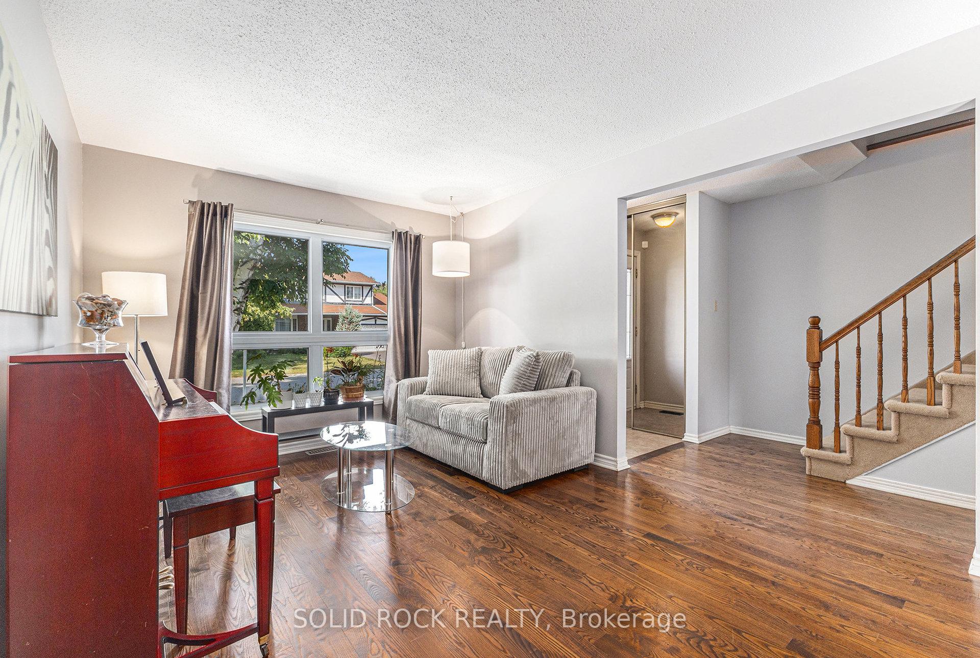 Photo 7 of 39 Kadeer Way, Ottawa, Barrhaven - Knollsbrook — HOMEH