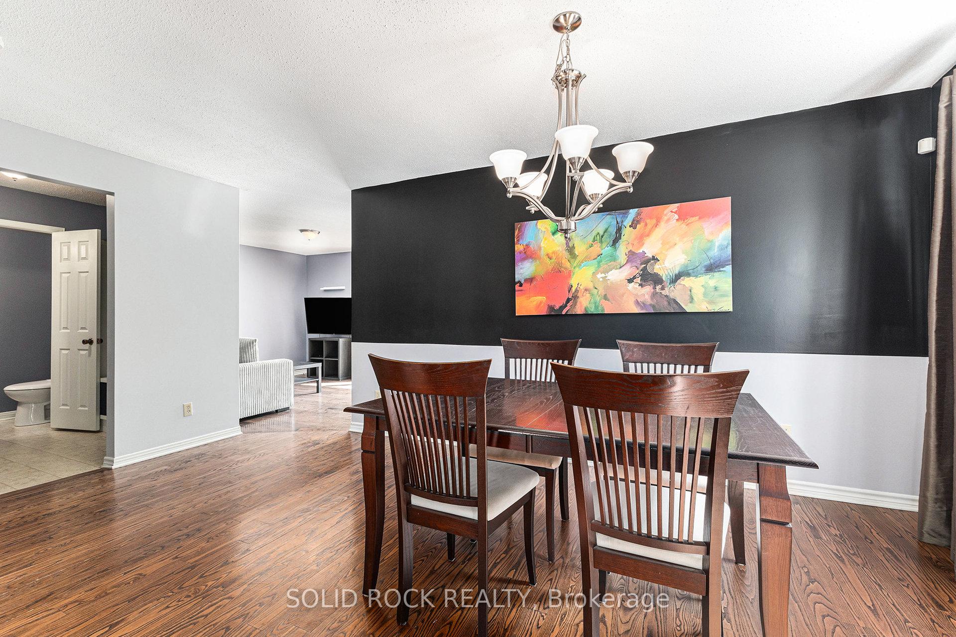 Photo 9 of 39 Kadeer Way, Ottawa, Barrhaven - Knollsbrook — HOMEH