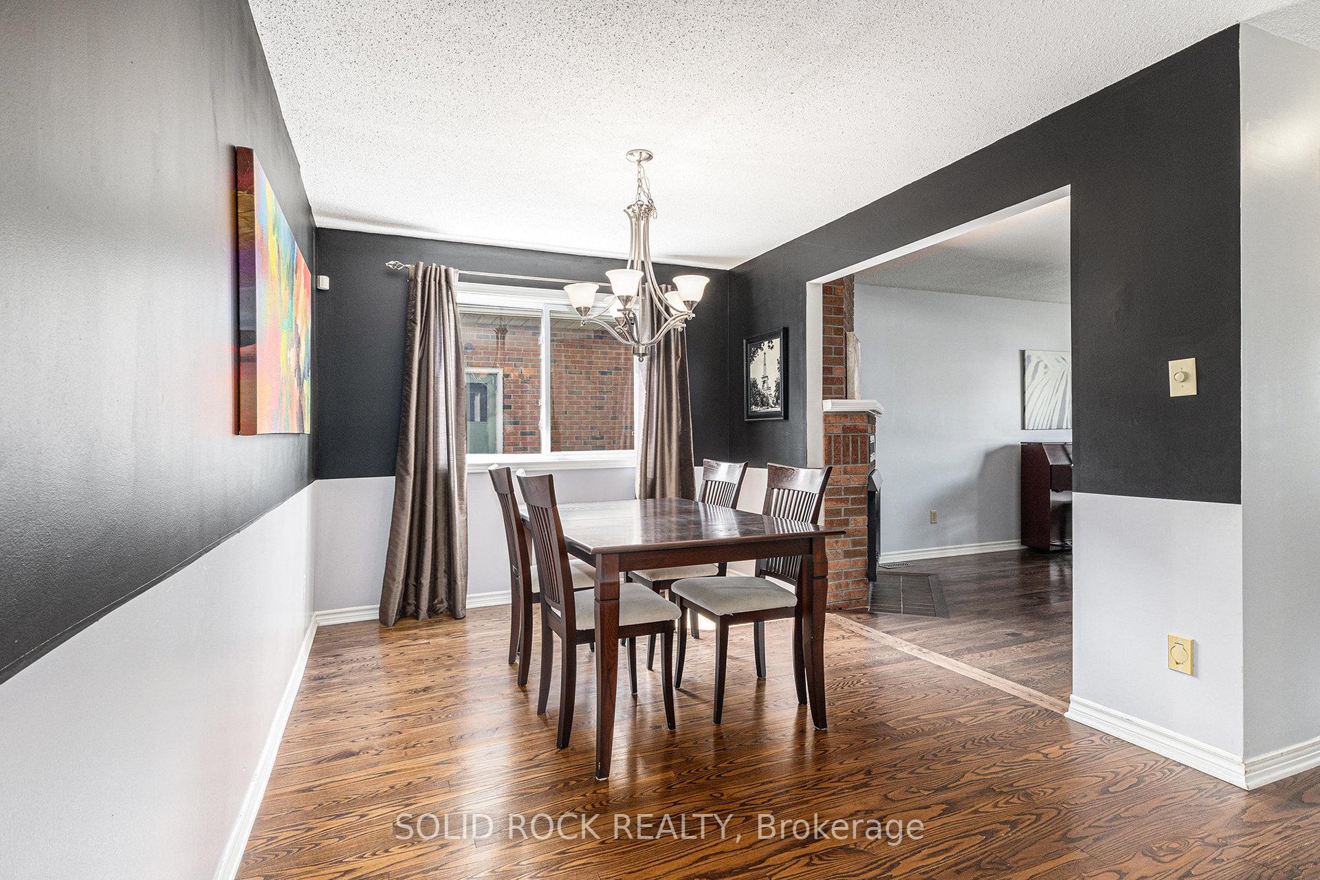 Photo 10 of 39 Kadeer Way, Ottawa, Barrhaven - Knollsbrook — HOMEH