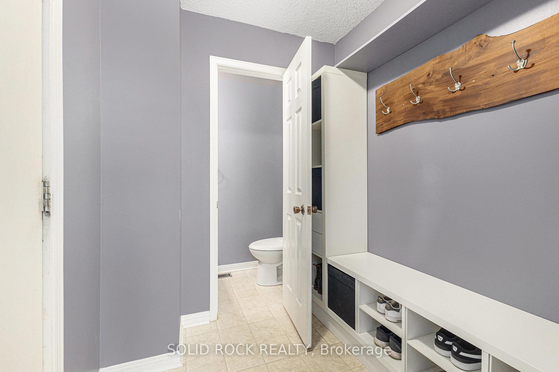 Photo 16 of 39 Kadeer Way, Ottawa, Barrhaven - Knollsbrook — HOMEH