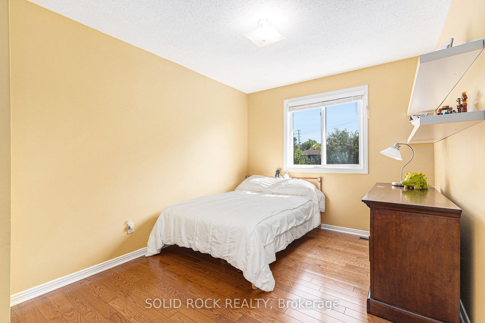 Photo 22 of 39 Kadeer Way, Ottawa, Barrhaven - Knollsbrook — HOMEH