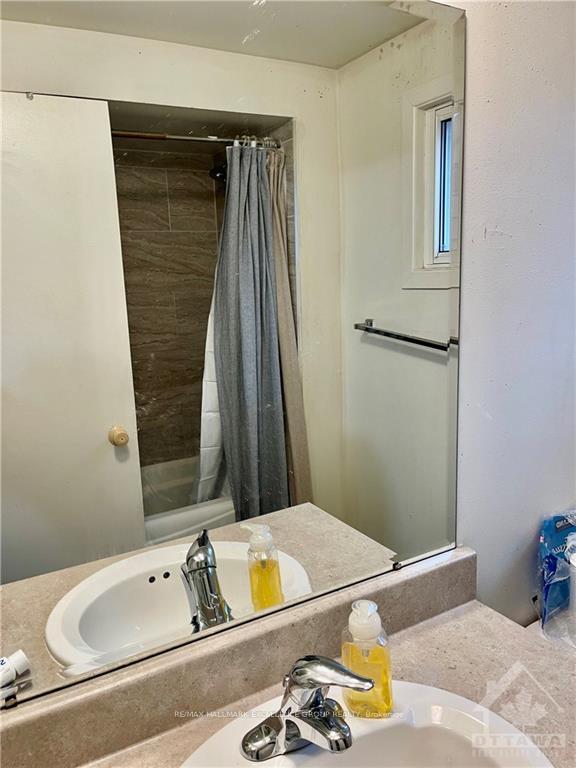 Photo 8 of Unit 8, 1906 Belmore Lane, Ottawa, Blackburn Hamlet (South) — HOMEH