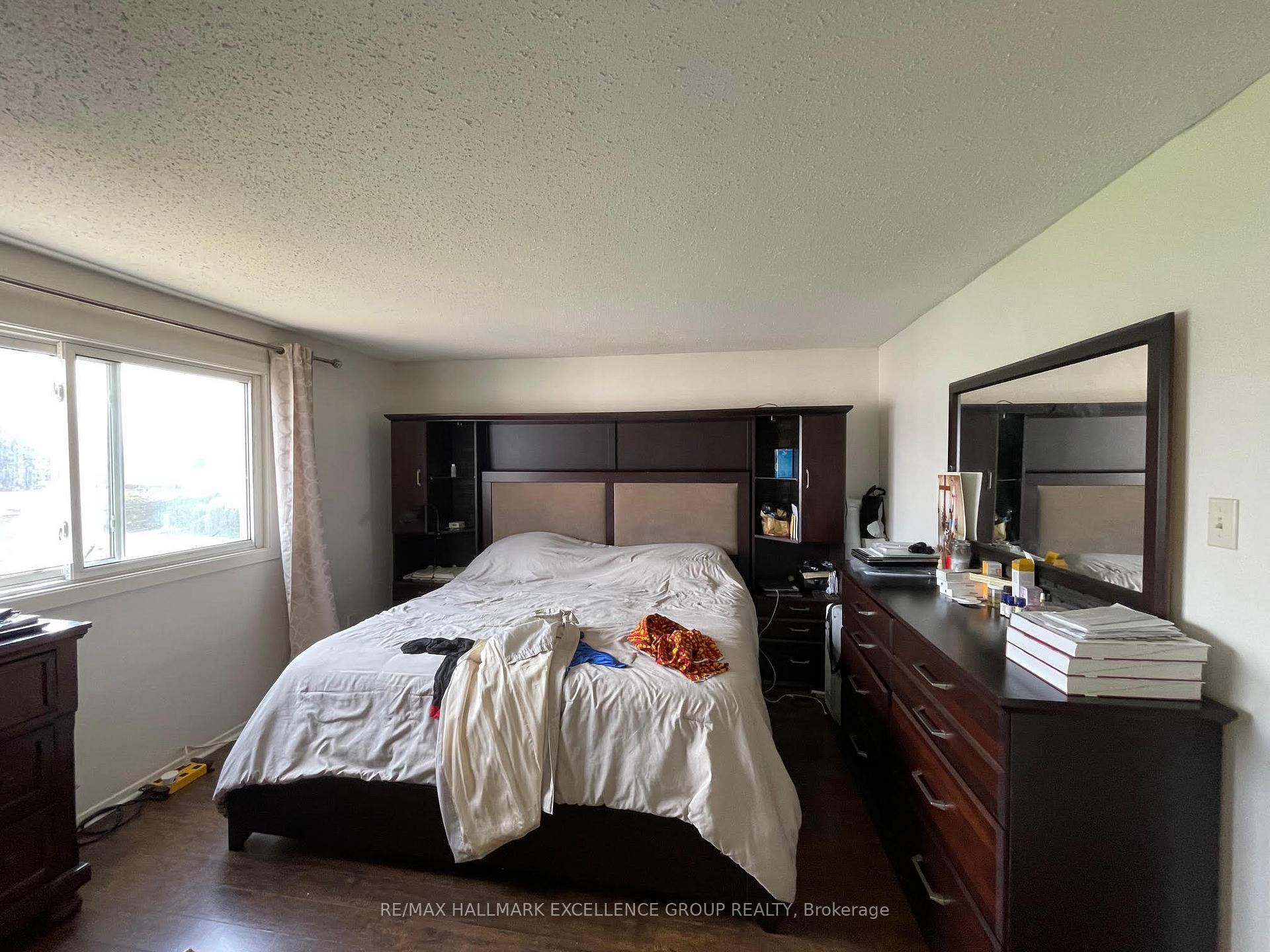 Photo 9 of Unit 8, 1906 Belmore Lane, Ottawa, Blackburn Hamlet (South) — HOMEH