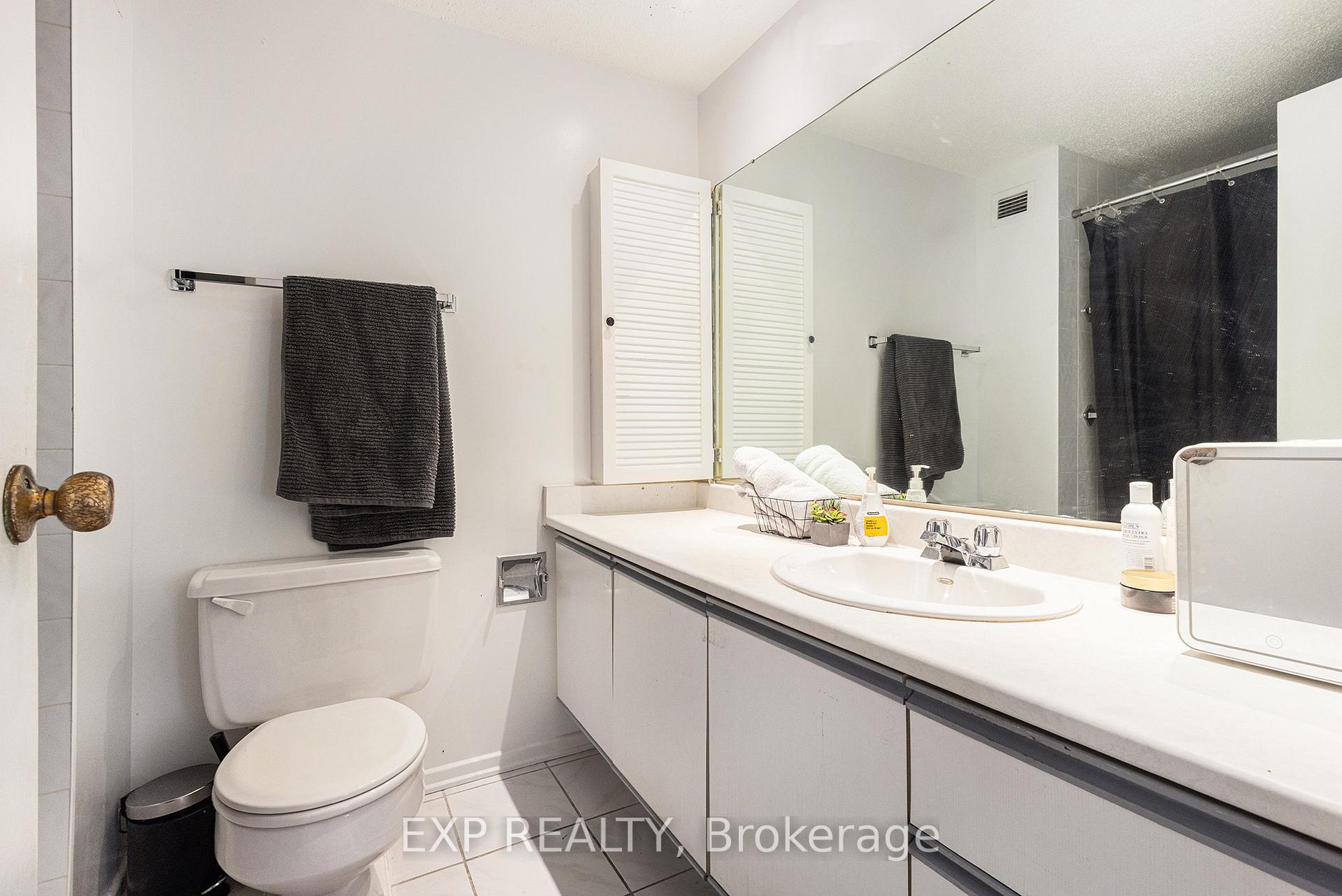 Photo 16 of Unit 711, 1465 Baseline Road, Ottawa, Copeland Park — HOMEH