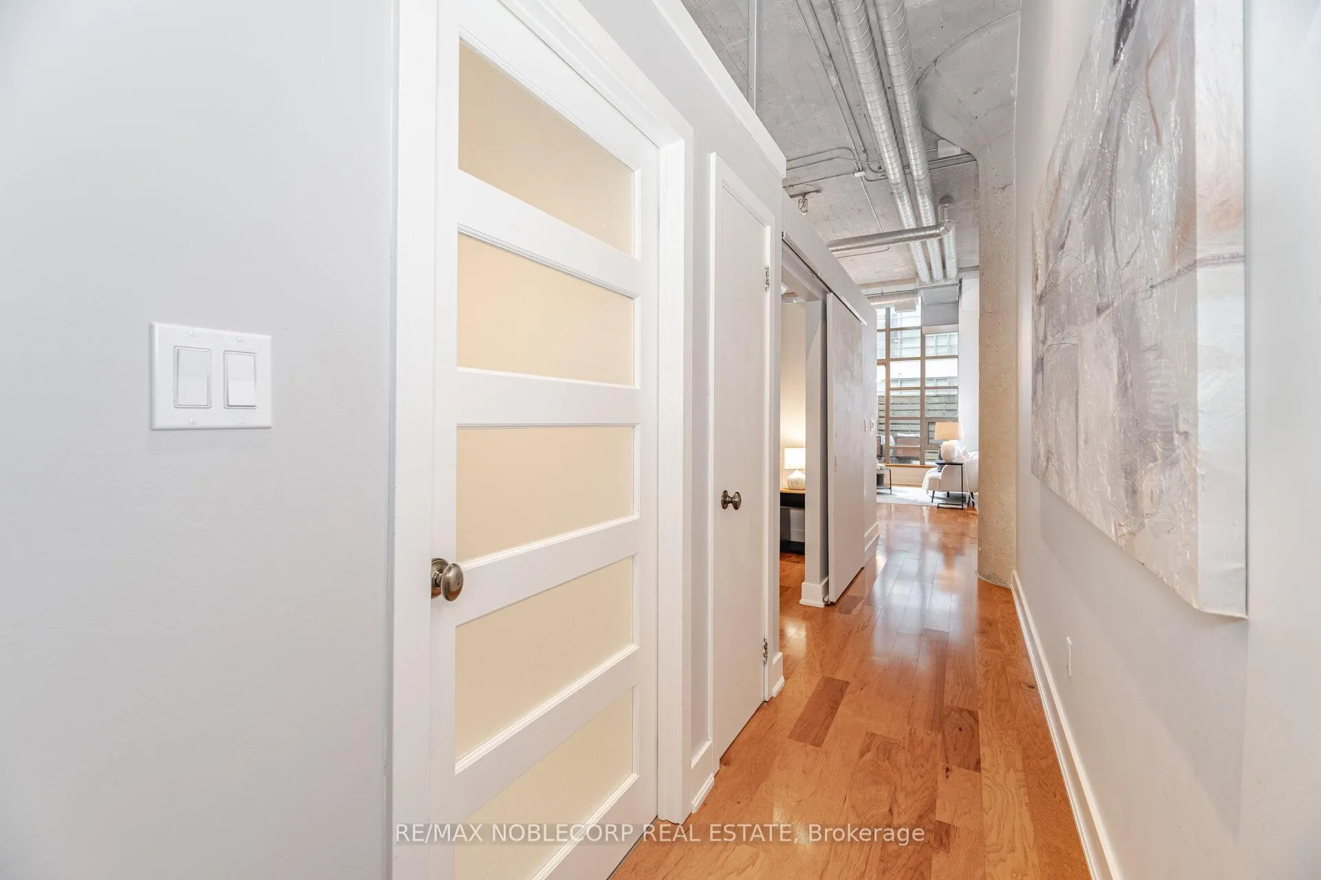 Photo 4 of Unit 228, 637 Lake Shore Boulevard W, Toronto, Niagara — HOMEH