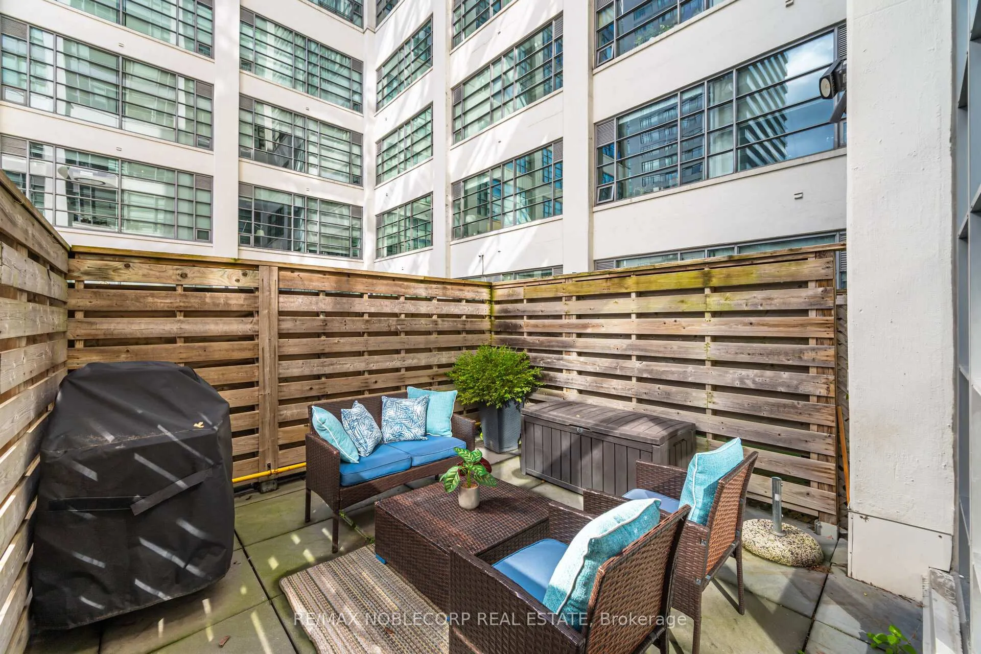 Photo 26 of Unit 228, 637 Lake Shore Boulevard W, Toronto, Niagara — HOMEH