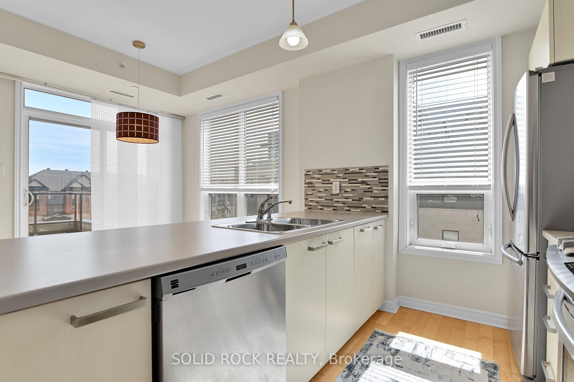Photo 11 of Unit 302, 301 Bayrose Drive, Ottawa, Barrhaven - Strandherd — HOMEH