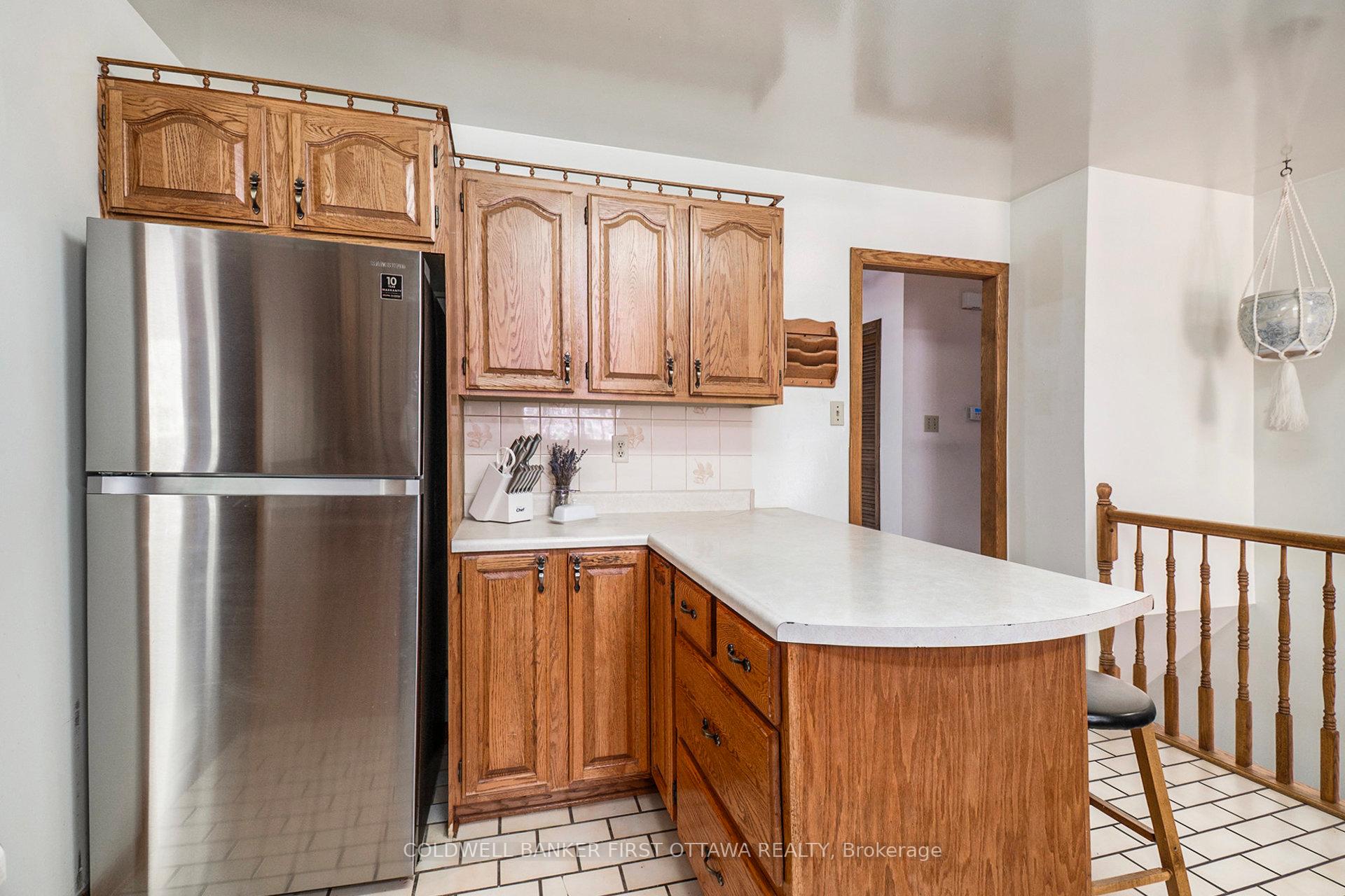 Photo 7 of 521 Ridgewood Drive, Cornwall — HOMEH