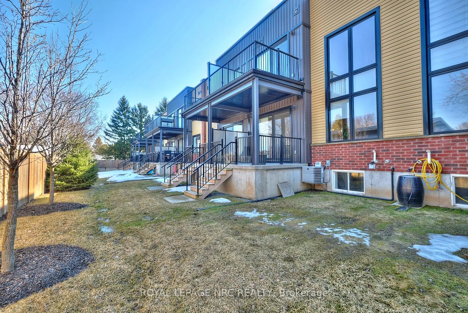 Photo 3 of Unit 3, 1465 Station Street, Pelham, Fonthill — HOMEH