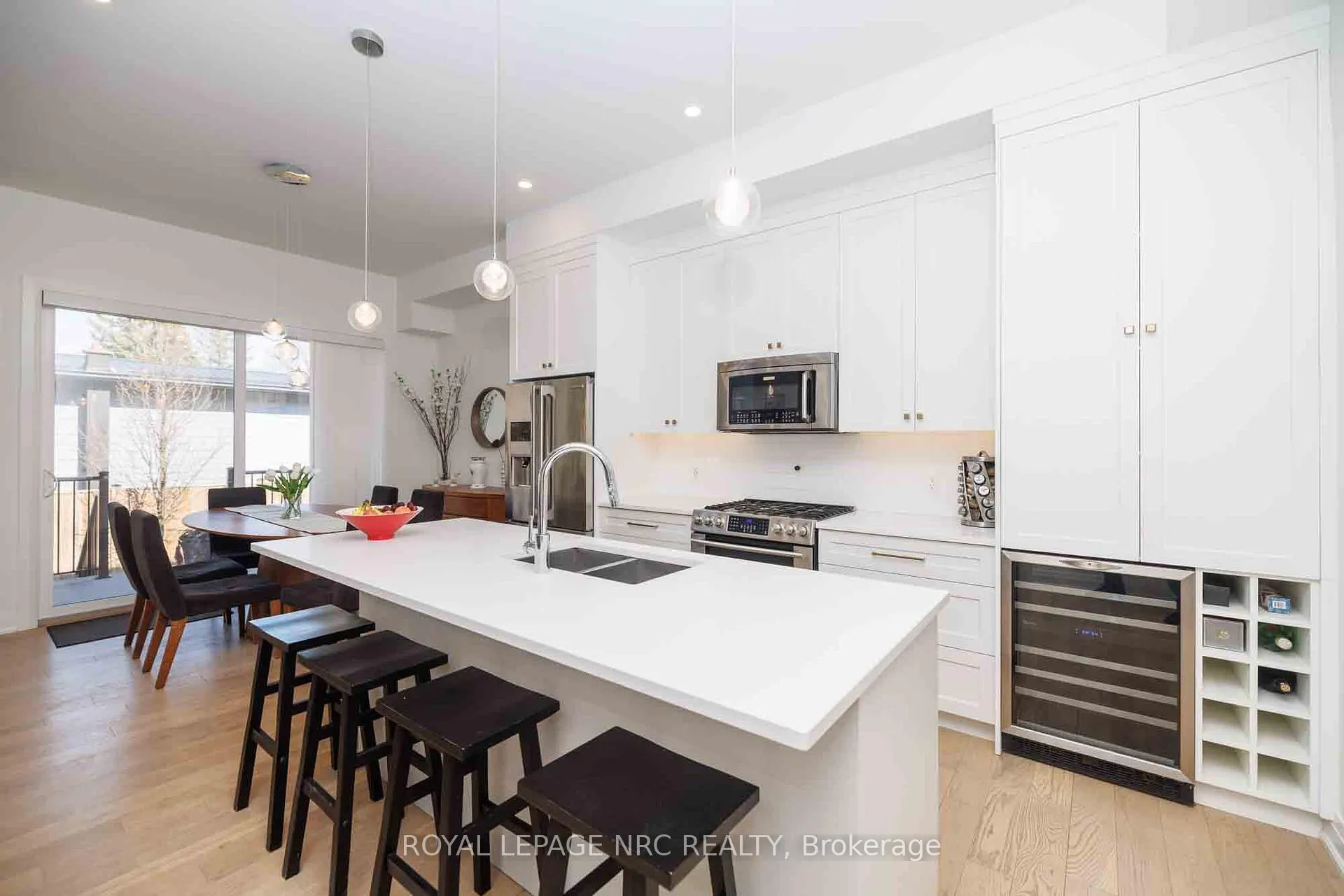 Photo 10 of Unit 3, 1465 Station Street, Pelham, Fonthill — HOMEH