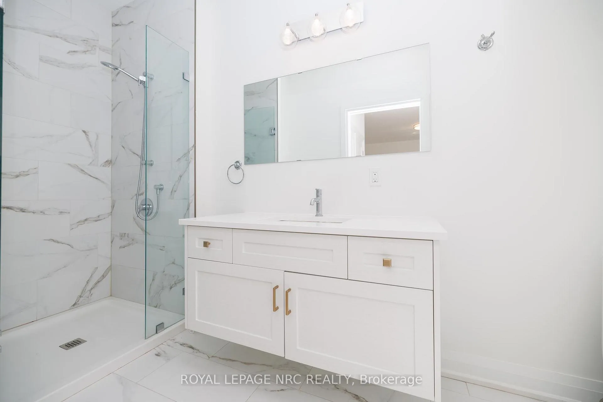 Photo 28 of Unit 3, 1465 Station Street, Pelham, Fonthill — HOMEH