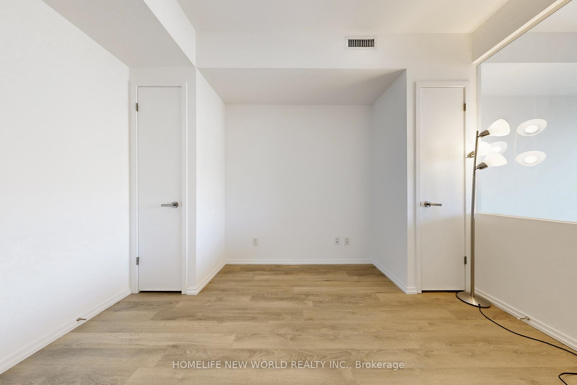 Photo 10 of Unit 4303, 197 Yonge Street, Toronto, Church-Yonge Corridor — HOMEH