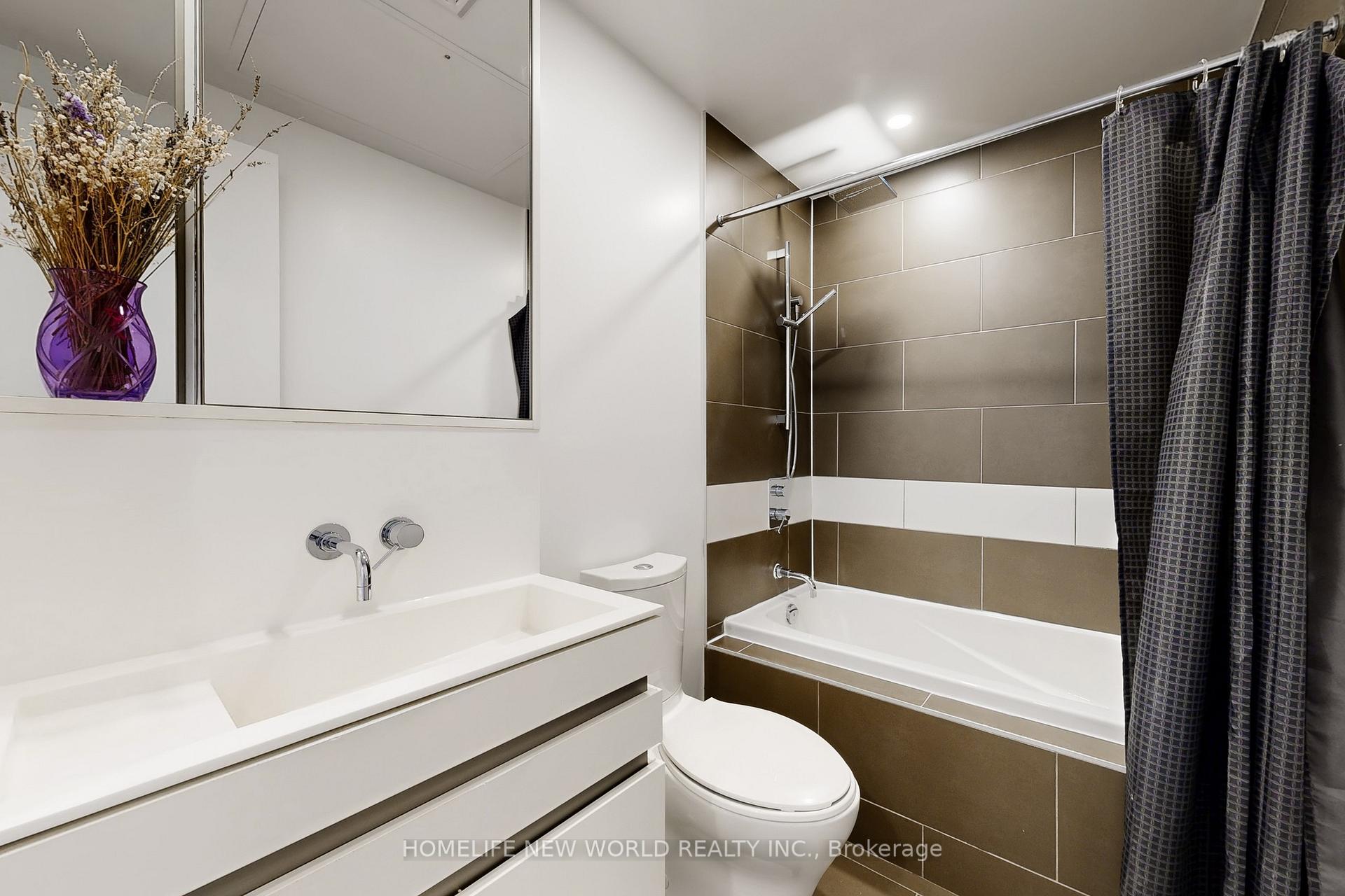 Photo 15 of Unit 4303, 197 Yonge Street, Toronto, Church-Yonge Corridor — HOMEH