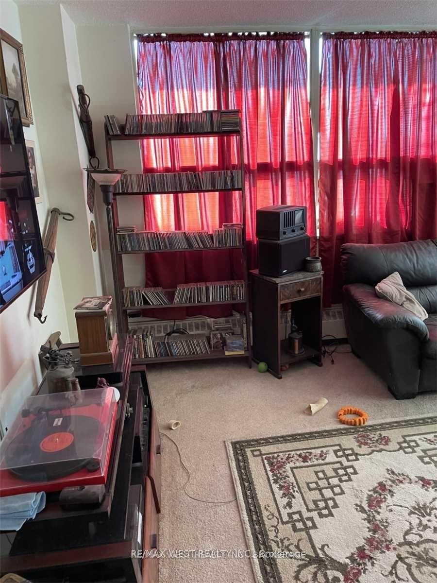 Photo 5 of Unit 1011, 15 Albright Road, Hamilton, Vincent — HOMEH