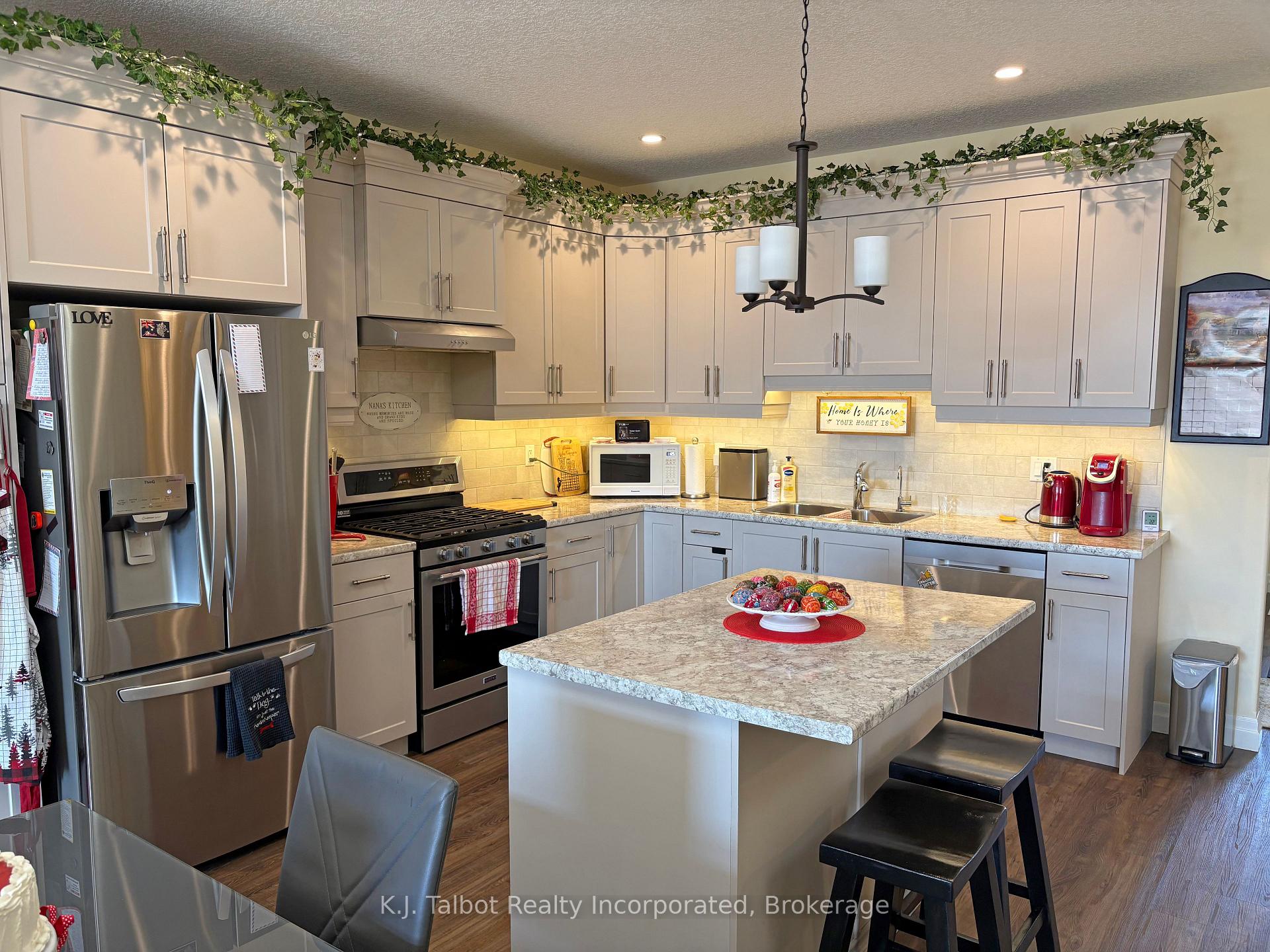 Photo 11 of Unit UNIT #18, 18 The Way, Goderich, Goderich (Town) — HOMEH