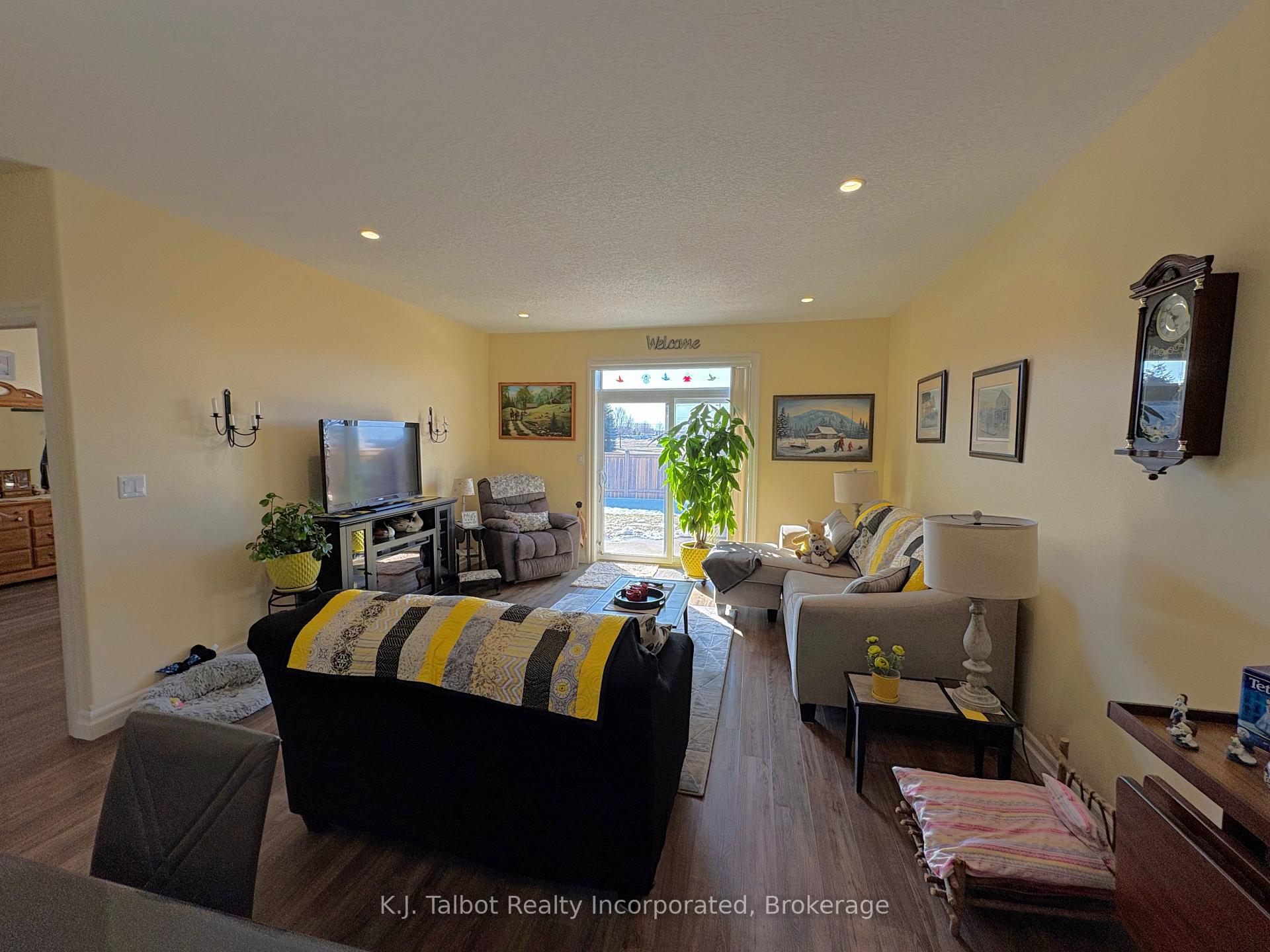 Photo 17 of Unit UNIT #18, 18 The Way, Goderich, Goderich (Town) — HOMEH