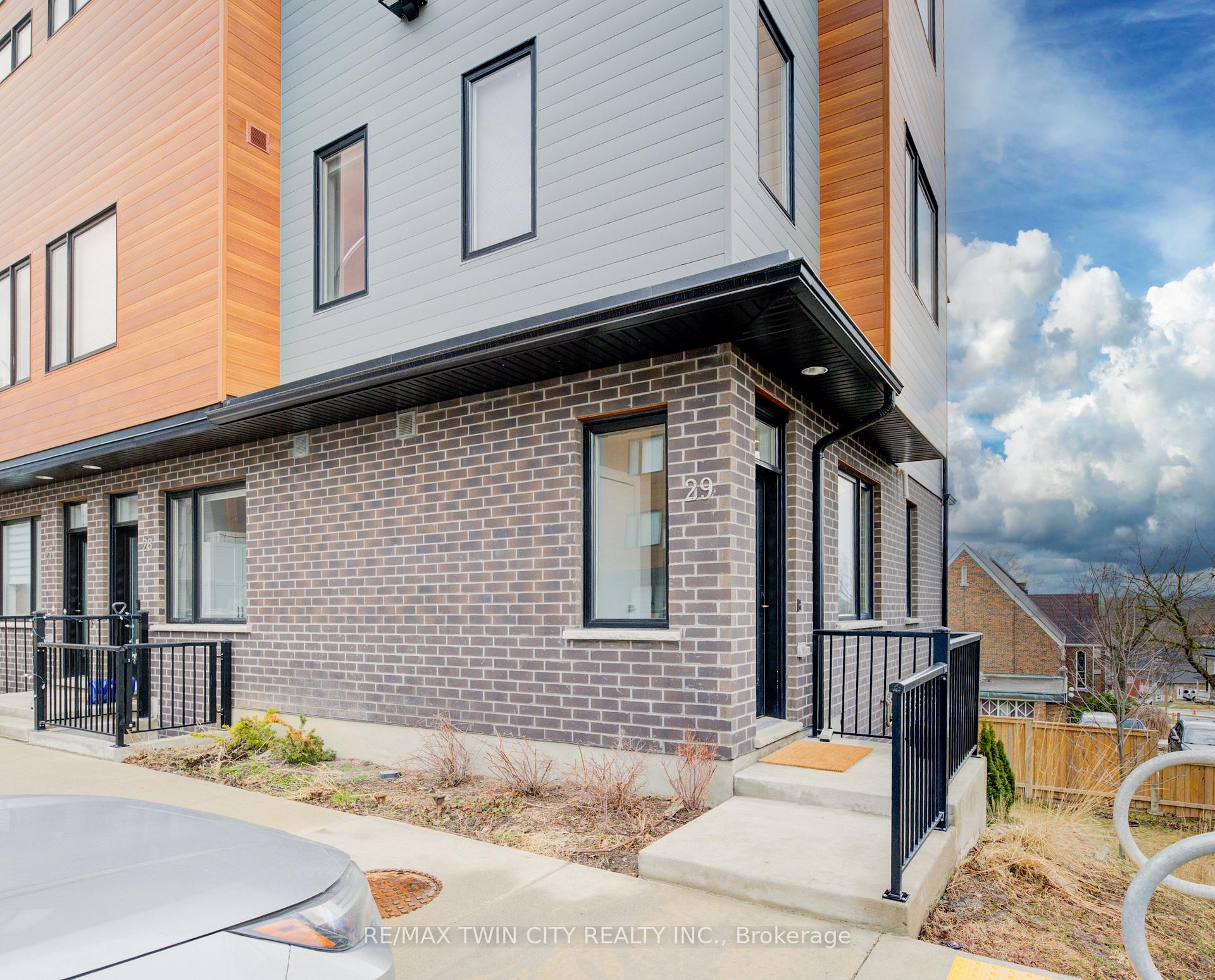 Photo 4 of Unit 29, 54 Bridge Street W, Kitchener — HOMEH