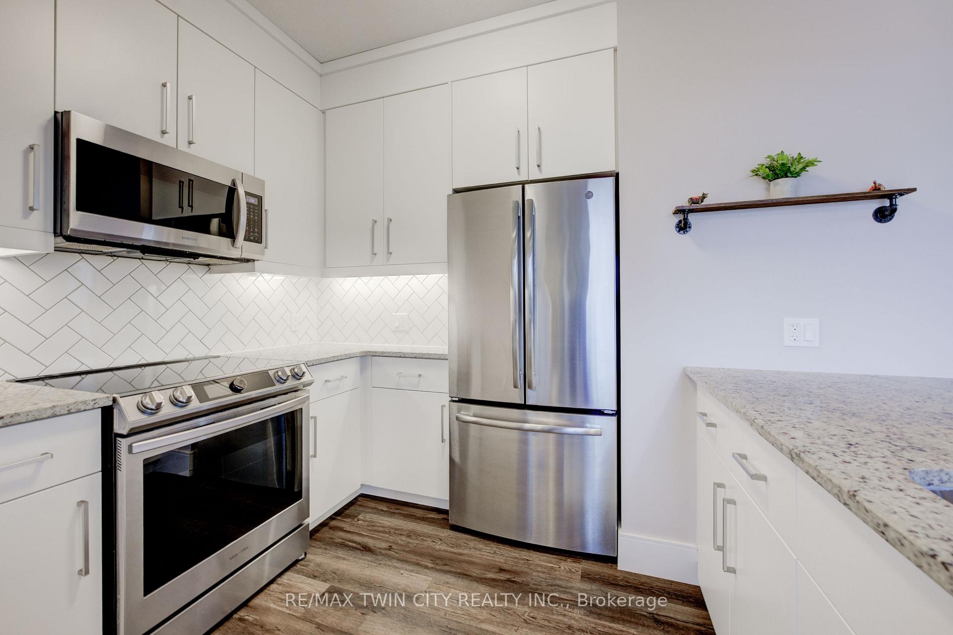 Photo 7 of Unit 29, 54 Bridge Street W, Kitchener — HOMEH