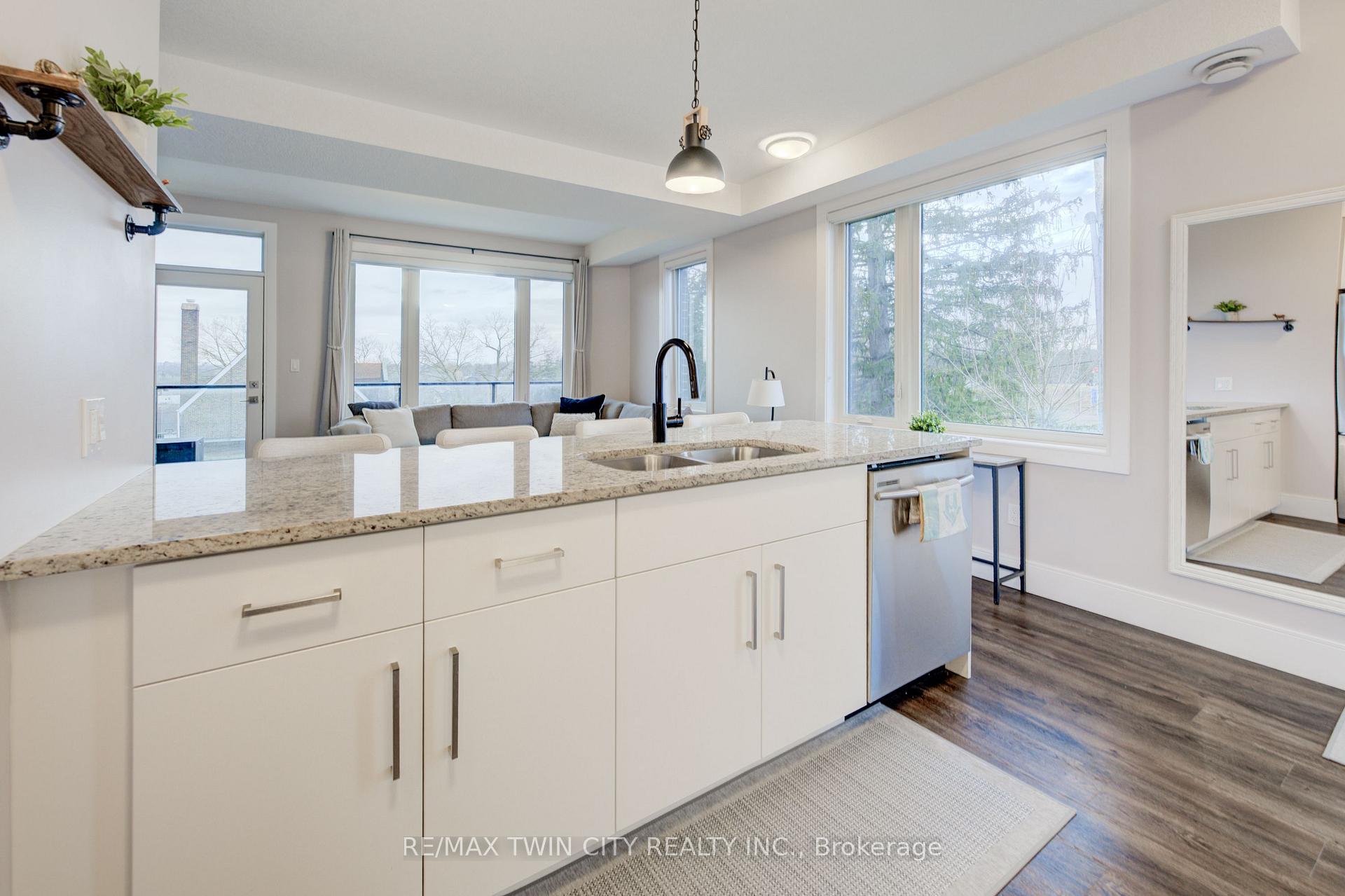 Photo 9 of Unit 29, 54 Bridge Street W, Kitchener — HOMEH