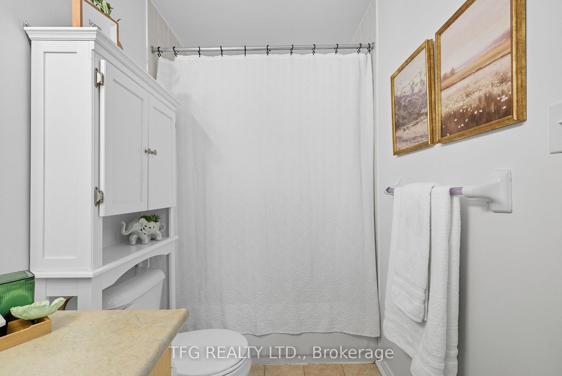 Photo 16 of Unit 211, 106 Aspen Springs Drive, Clarington, Bowmanville — HOMEH