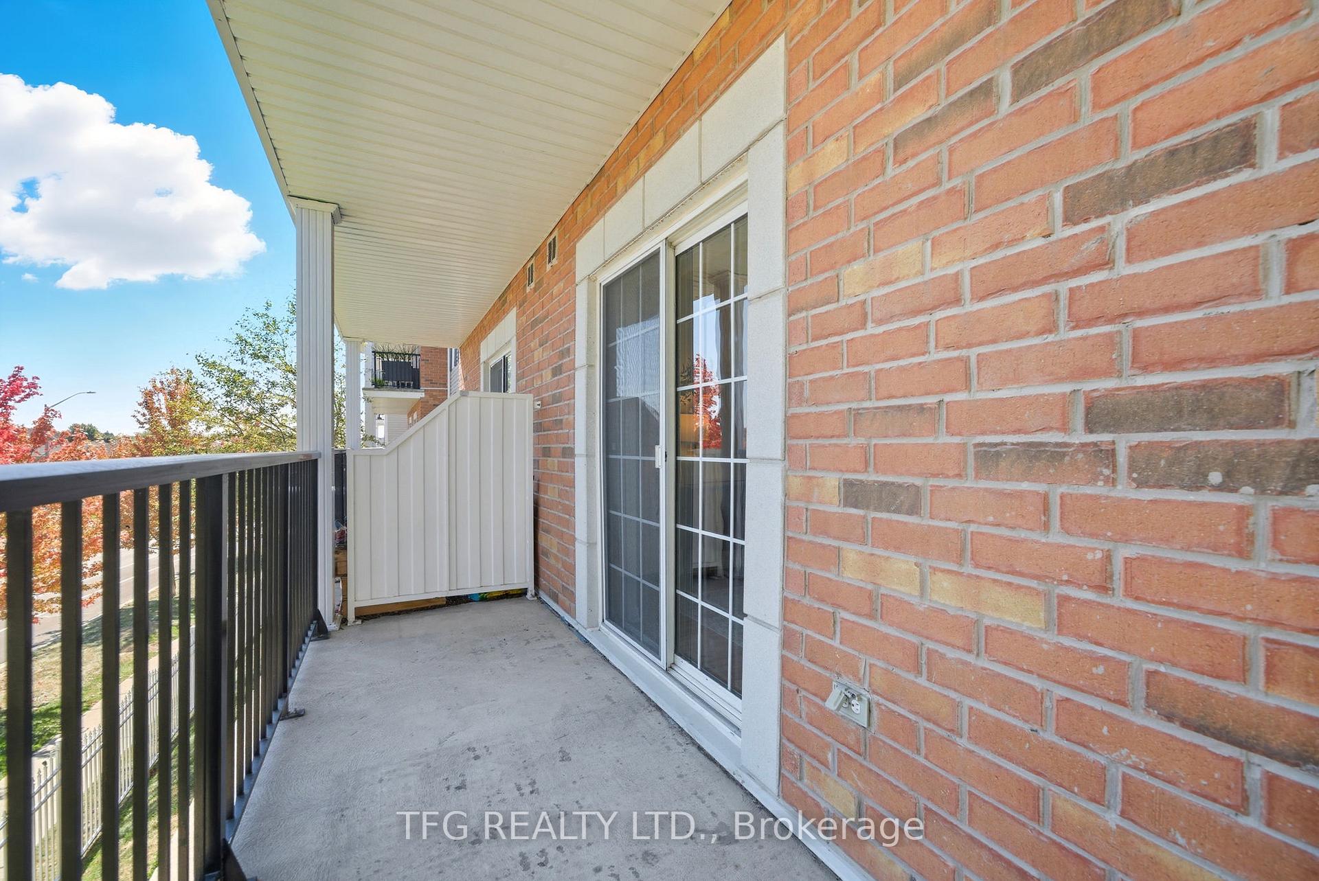 Photo 18 of Unit 211, 106 Aspen Springs Drive, Clarington, Bowmanville — HOMEH