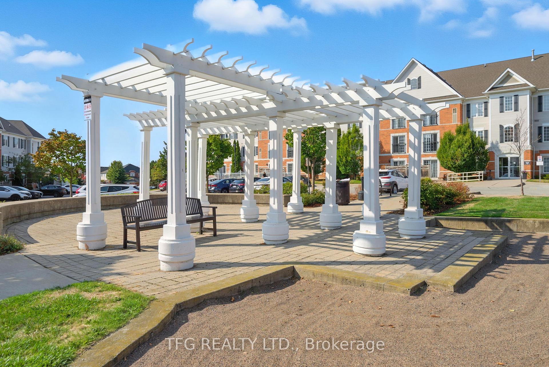 Photo 25 of Unit 211, 106 Aspen Springs Drive, Clarington, Bowmanville — HOMEH