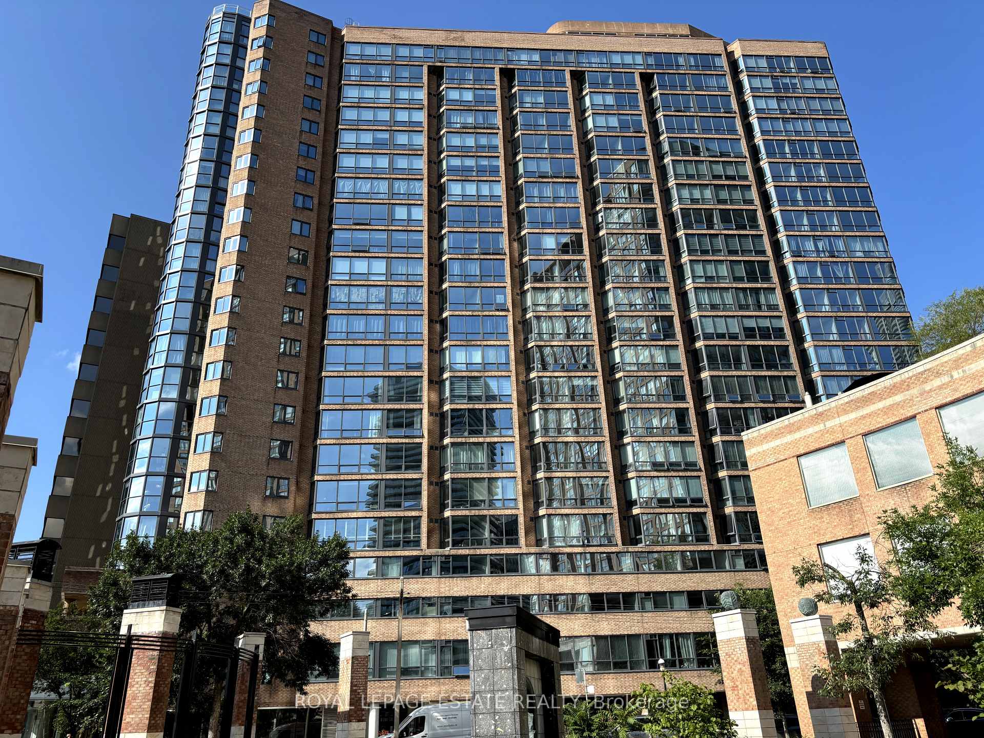 Front of Unit 205, 1055 Bay Street