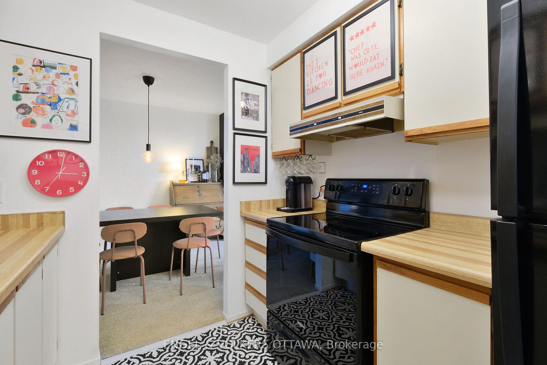 Photo 16 of Unit 906, 470 Laurier Avenue W, Ottawa, Ottawa Centre — HOMEH