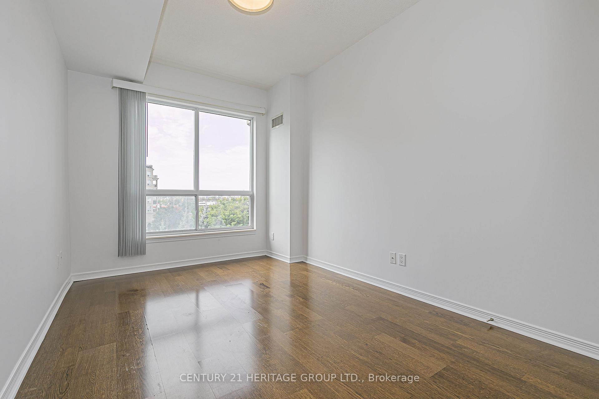 Photo 14 of Unit 414, 2 Maison Parc Court, Vaughan, Lakeview Estates — HOMEH