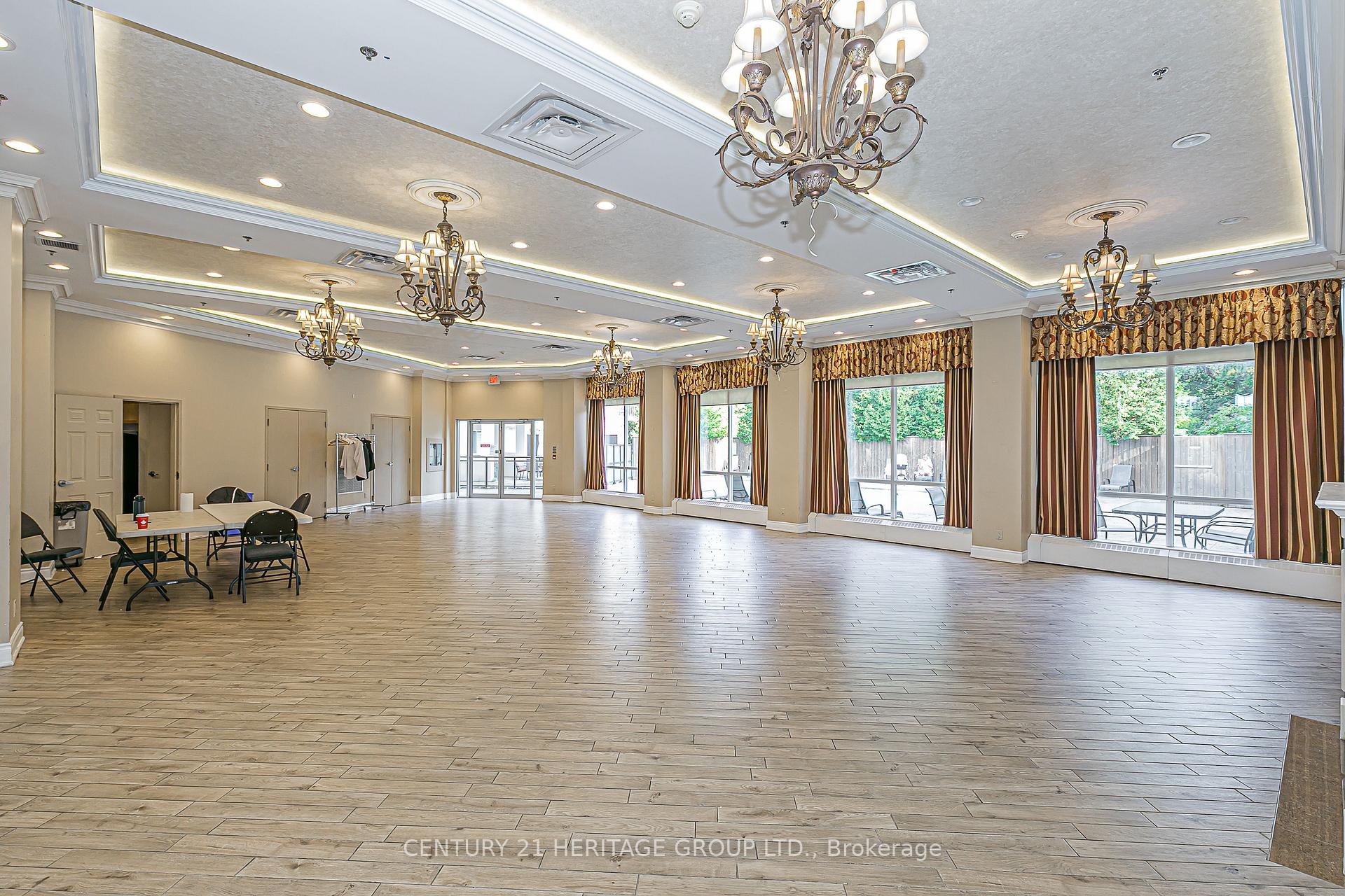 Photo 21 of Unit 414, 2 Maison Parc Court, Vaughan, Lakeview Estates — HOMEH