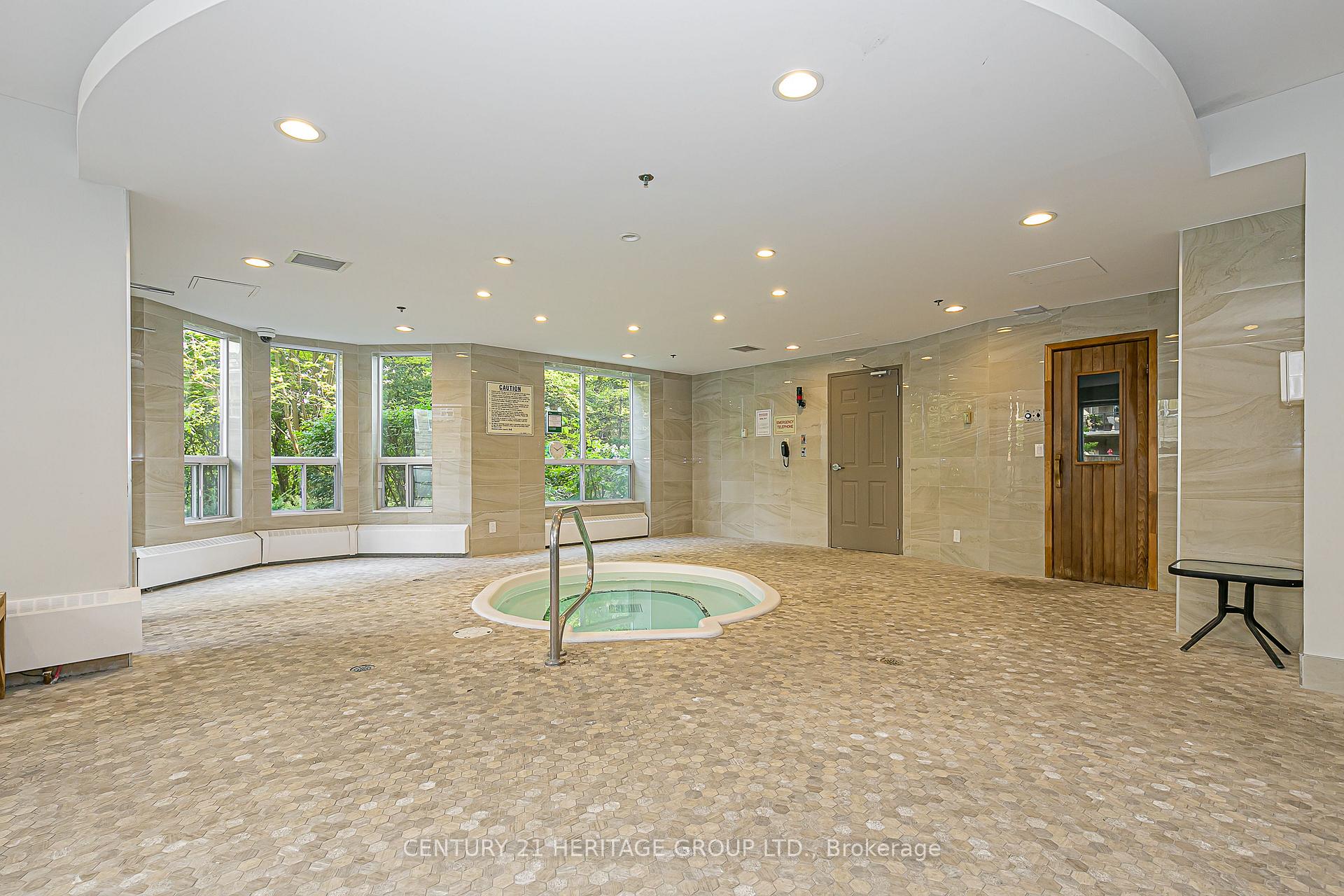 Photo 22 of Unit 414, 2 Maison Parc Court, Vaughan, Lakeview Estates — HOMEH