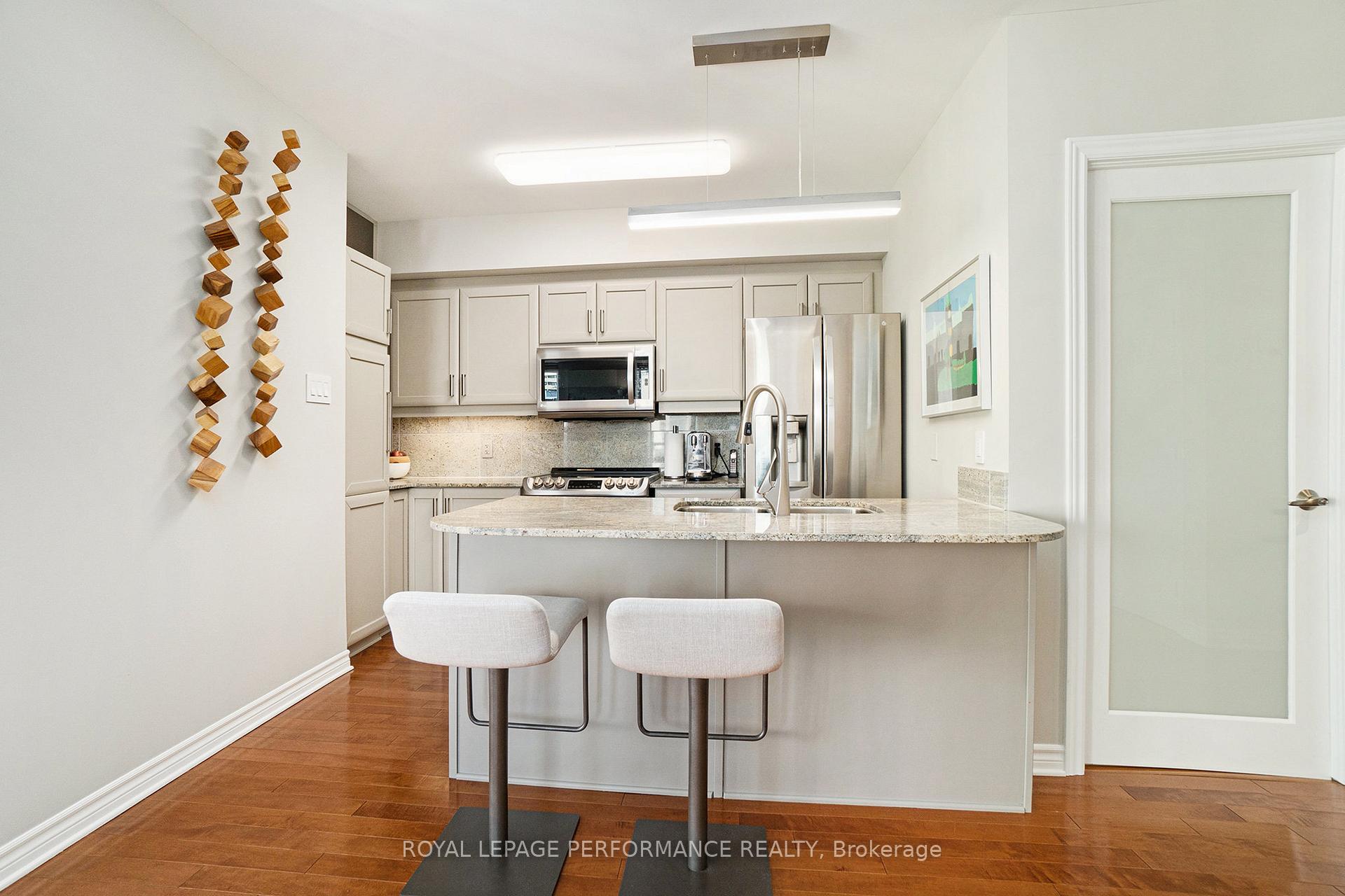 Photo 6 of Unit 1901, 445 Laurier Avenue W, Ottawa, Ottawa Centre — HOMEH