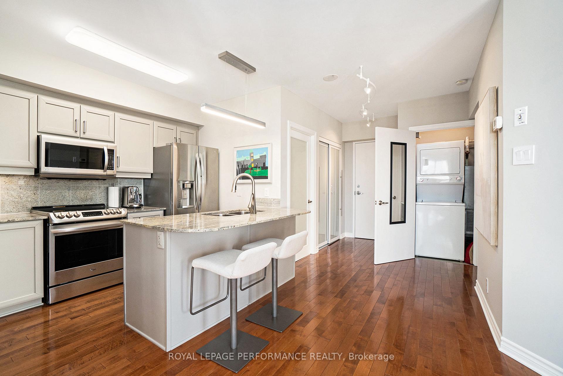 Photo 8 of Unit 1901, 445 Laurier Avenue W, Ottawa, Ottawa Centre — HOMEH