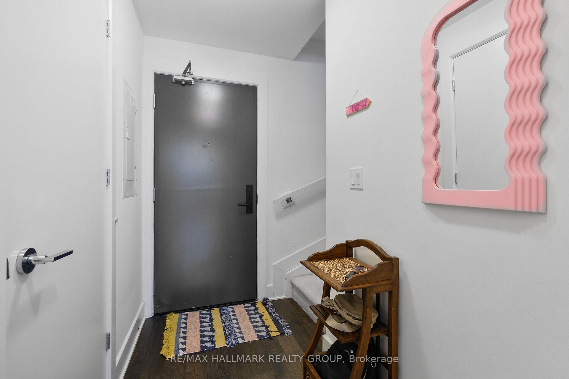 Photo 8 of Unit 1009, 255 Bay Street, Ottawa, Ottawa Centre — HOMEH