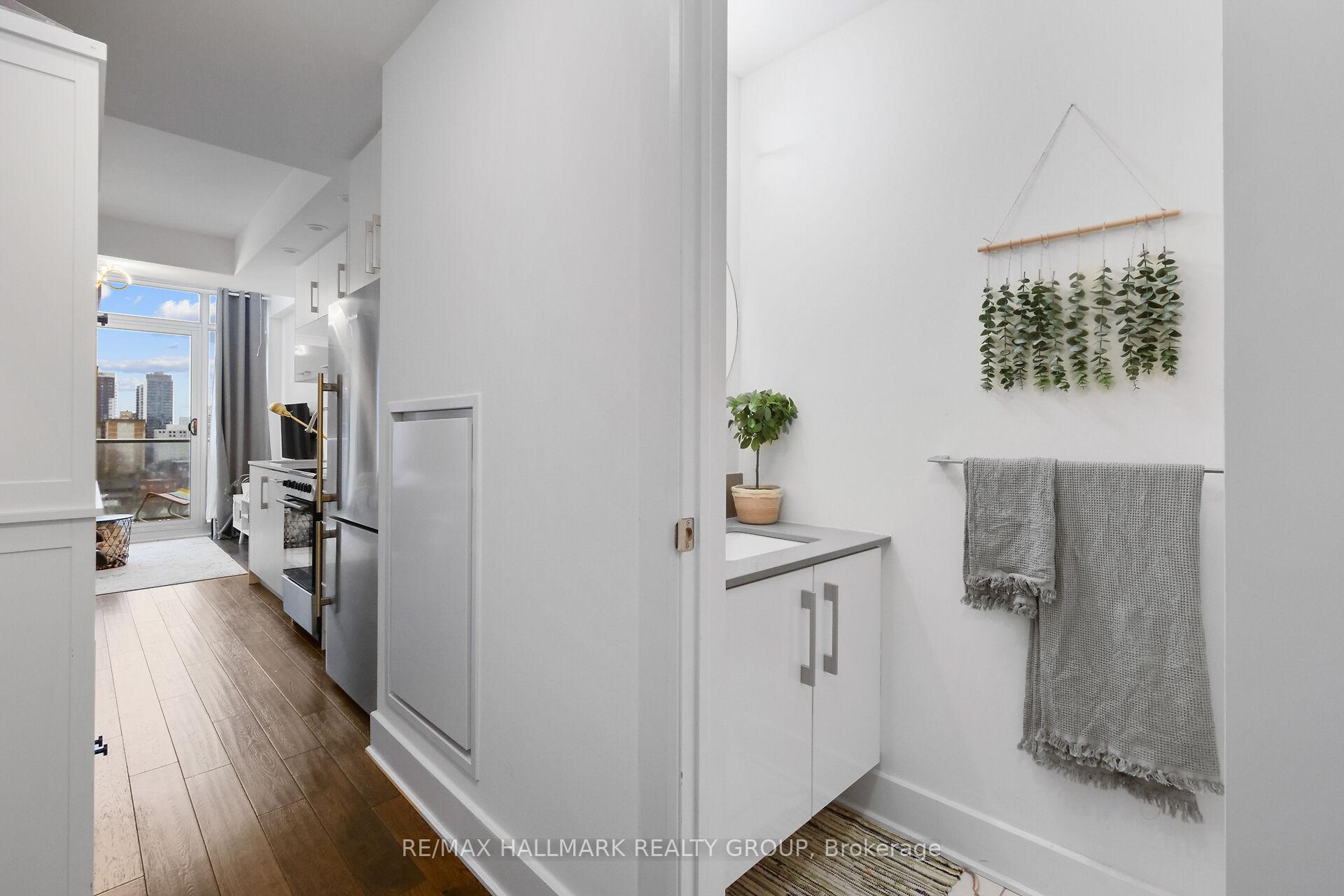 Photo 22 of Unit 1009, 255 Bay Street, Ottawa, Ottawa Centre — HOMEH