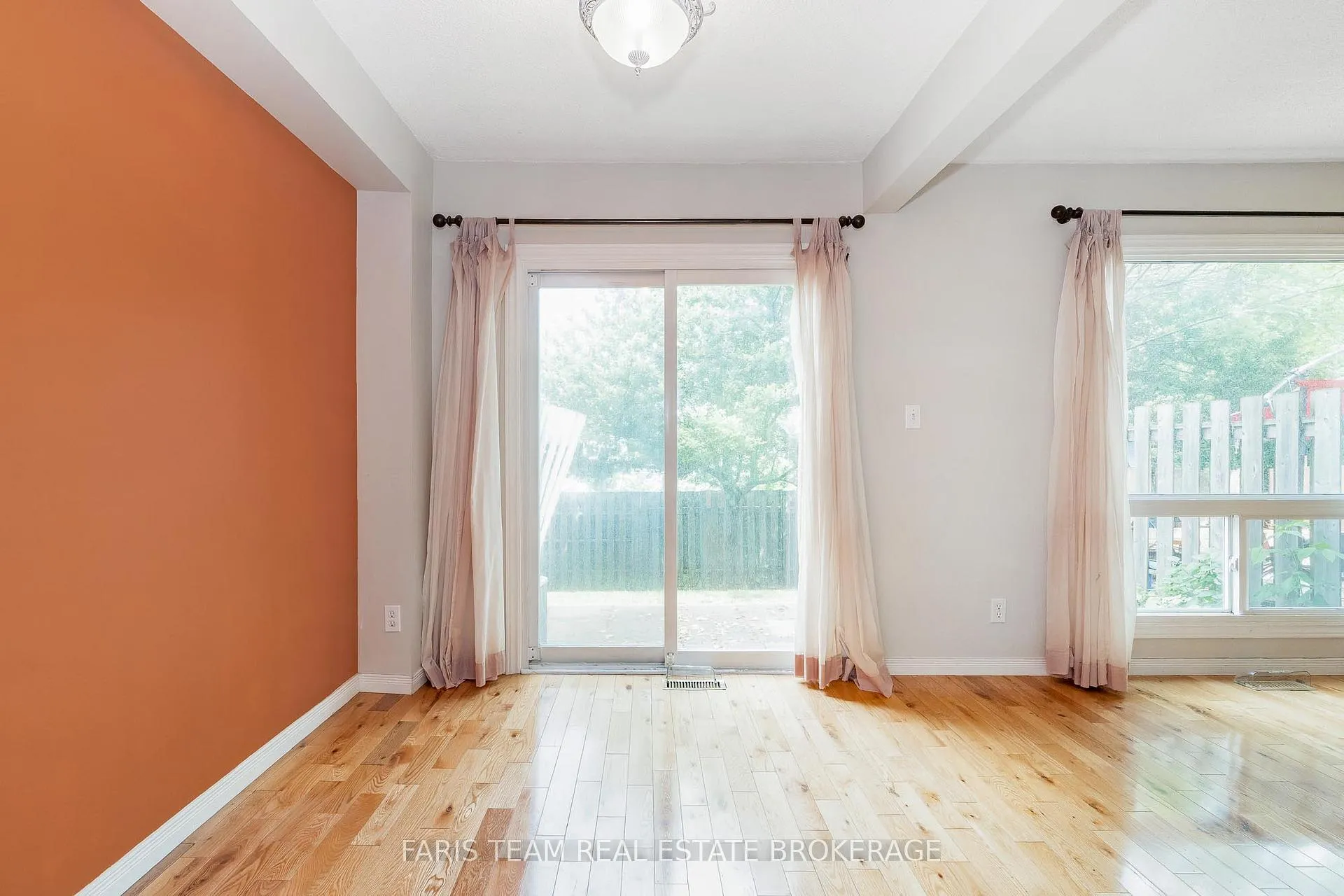 Photo 7 of Unit 7, 52 Adelaide Street, Barrie, Allandale — HOMEH
