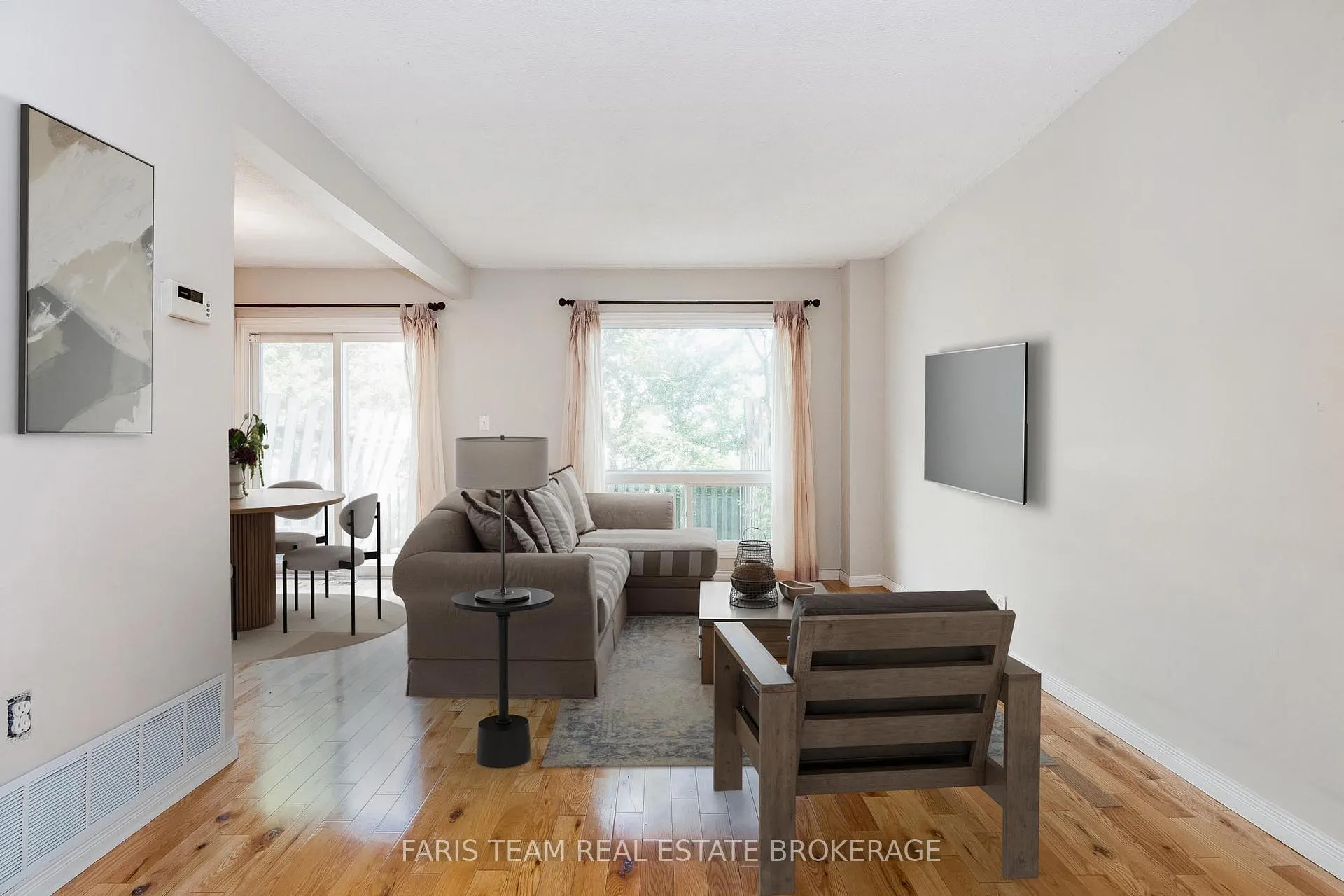 Photo 10 of Unit 7, 52 Adelaide Street, Barrie, Allandale — HOMEH
