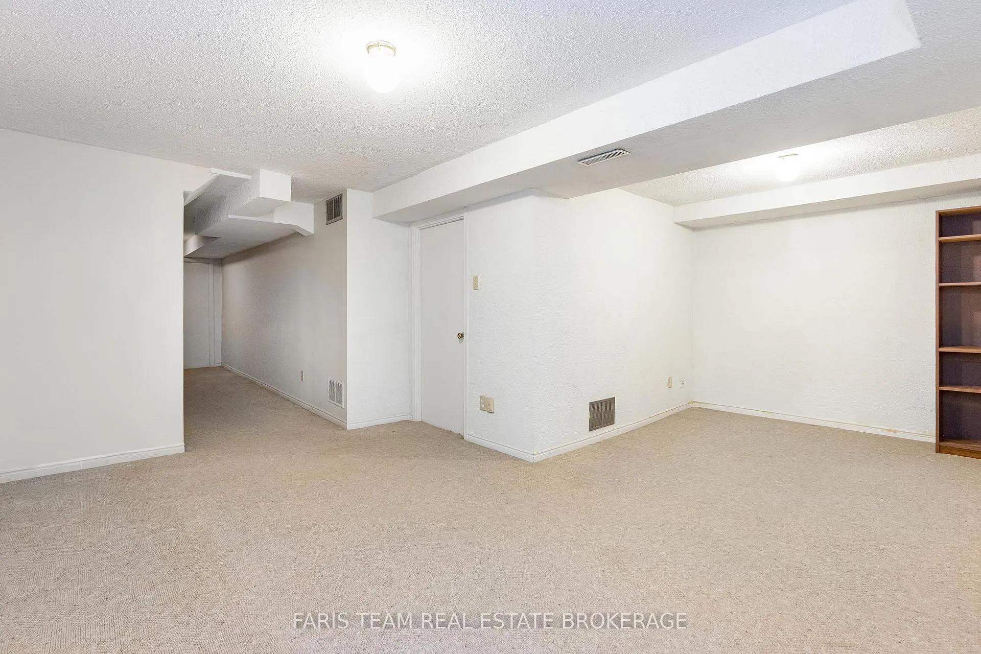 Photo 27 of Unit 7, 52 Adelaide Street, Barrie, Allandale — HOMEH
