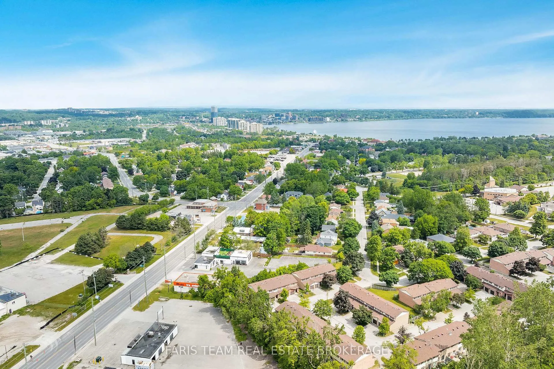 Photo 31 of Unit 7, 52 Adelaide Street, Barrie, Allandale — HOMEH