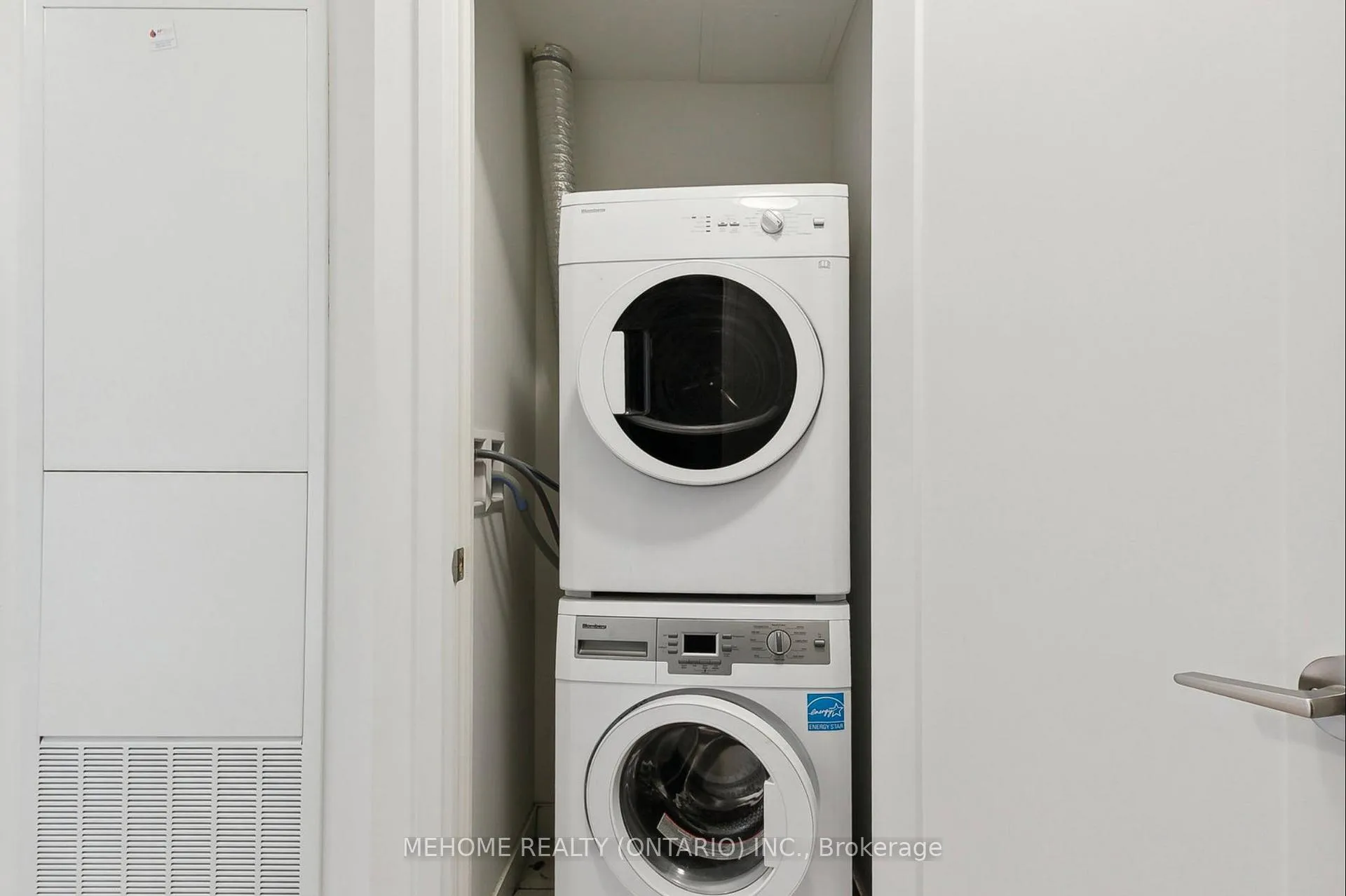 Photo 17 of Unit 301W, 27 Bathurst Street, Toronto, Waterfront Communities — HOMEH