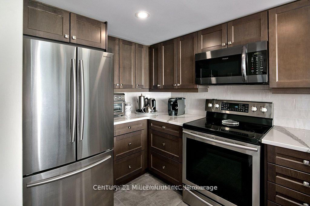 Photo 6 of Unit 705, 24 Ramblings Way, Collingwood — HOMEH