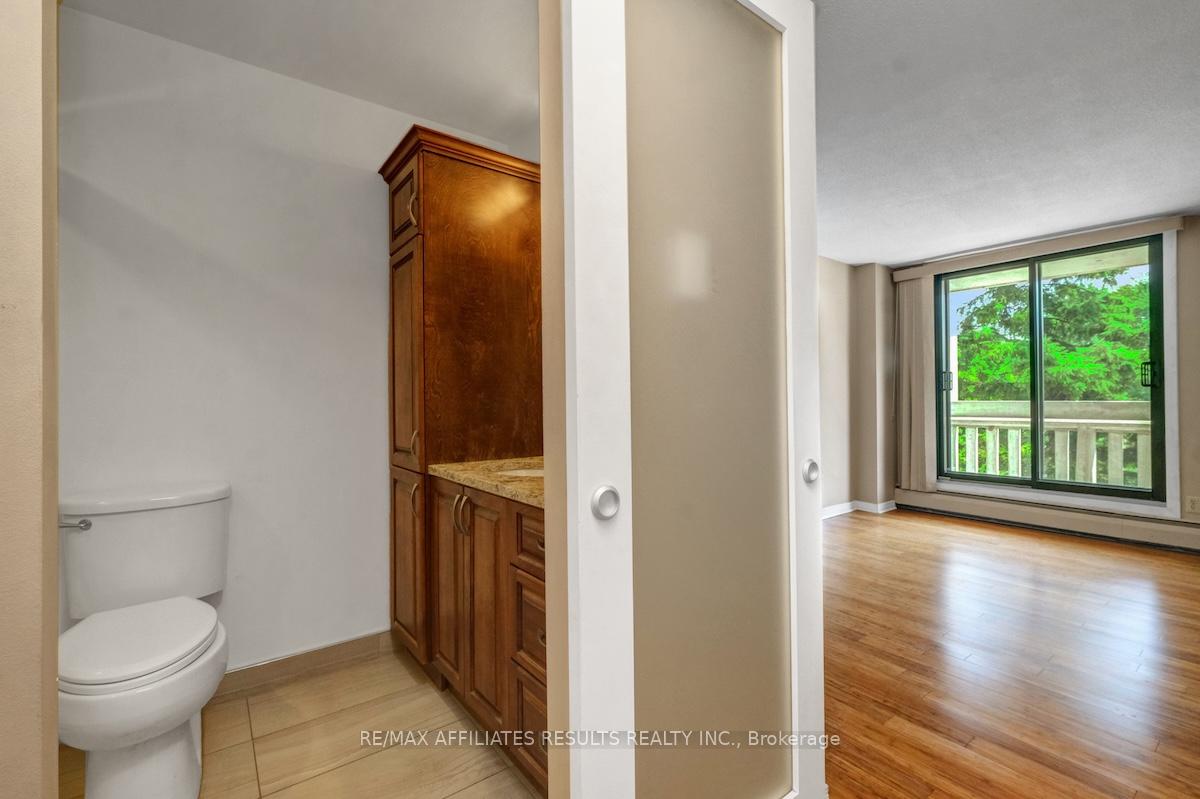 Photo 26 of Unit 304, 415 Greenview Avenue, Ottawa, Britannia — HOMEH