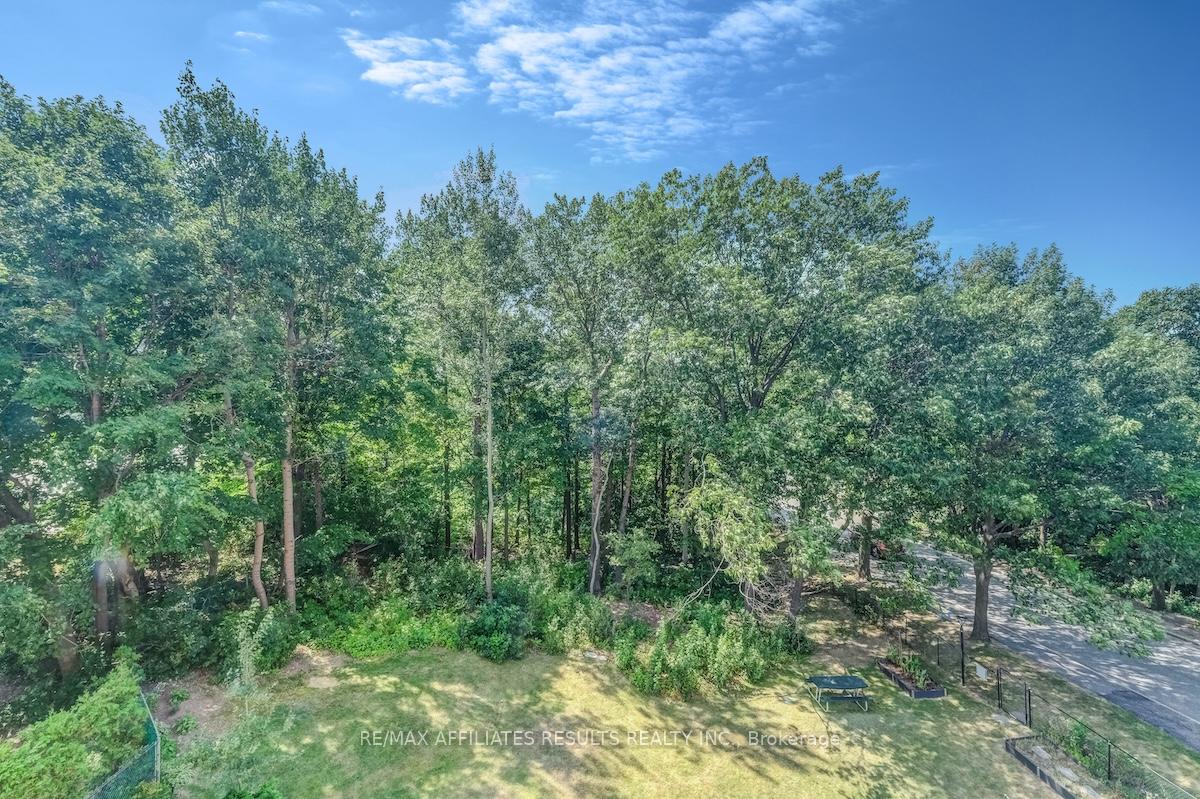 Photo 34 of Unit 304, 415 Greenview Avenue, Ottawa, Britannia — HOMEH